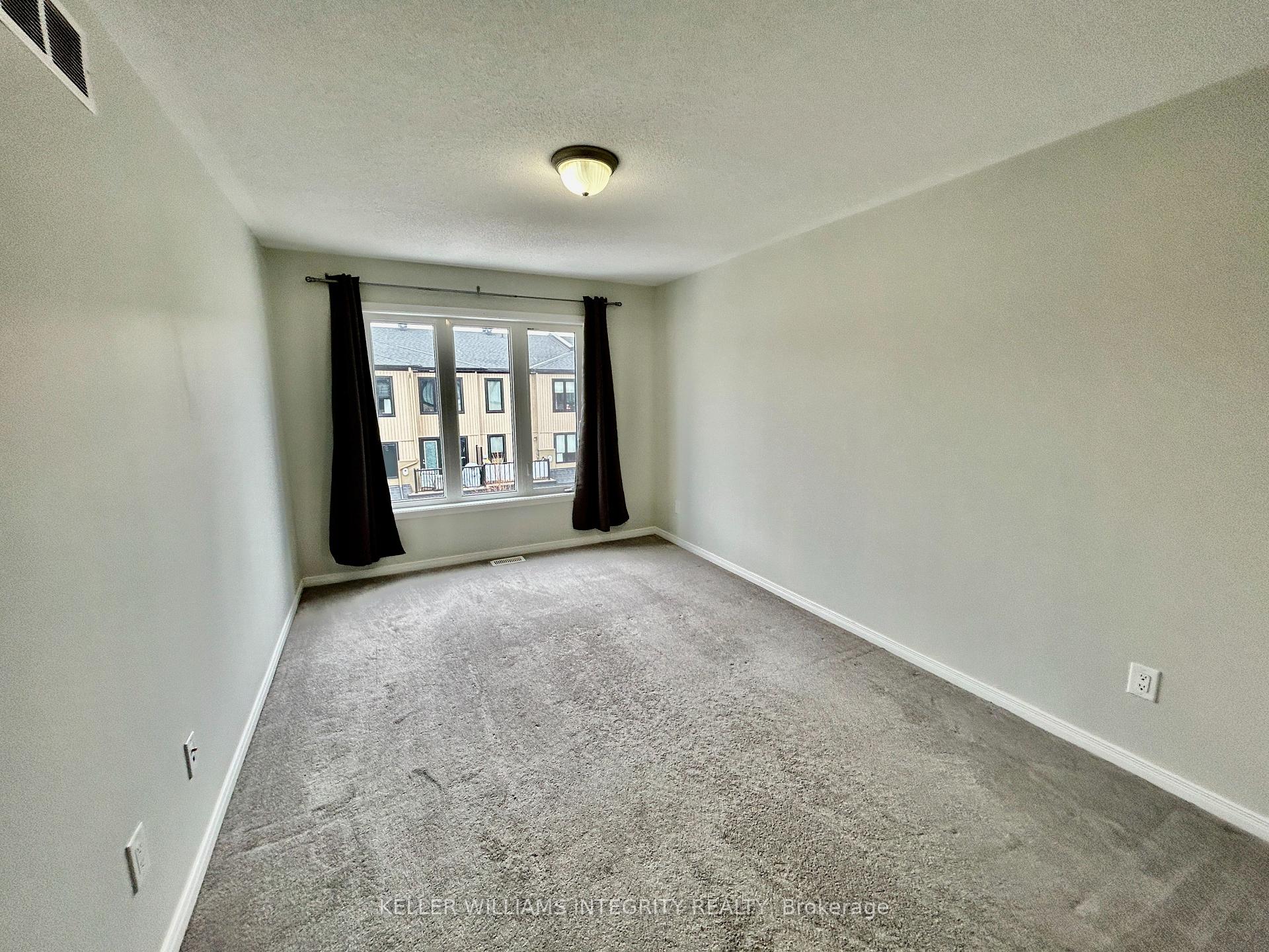 Photo 13 of 809 Element Private, Ottawa, Kanata - Emerald Meadows/Trailwest — HOMEH