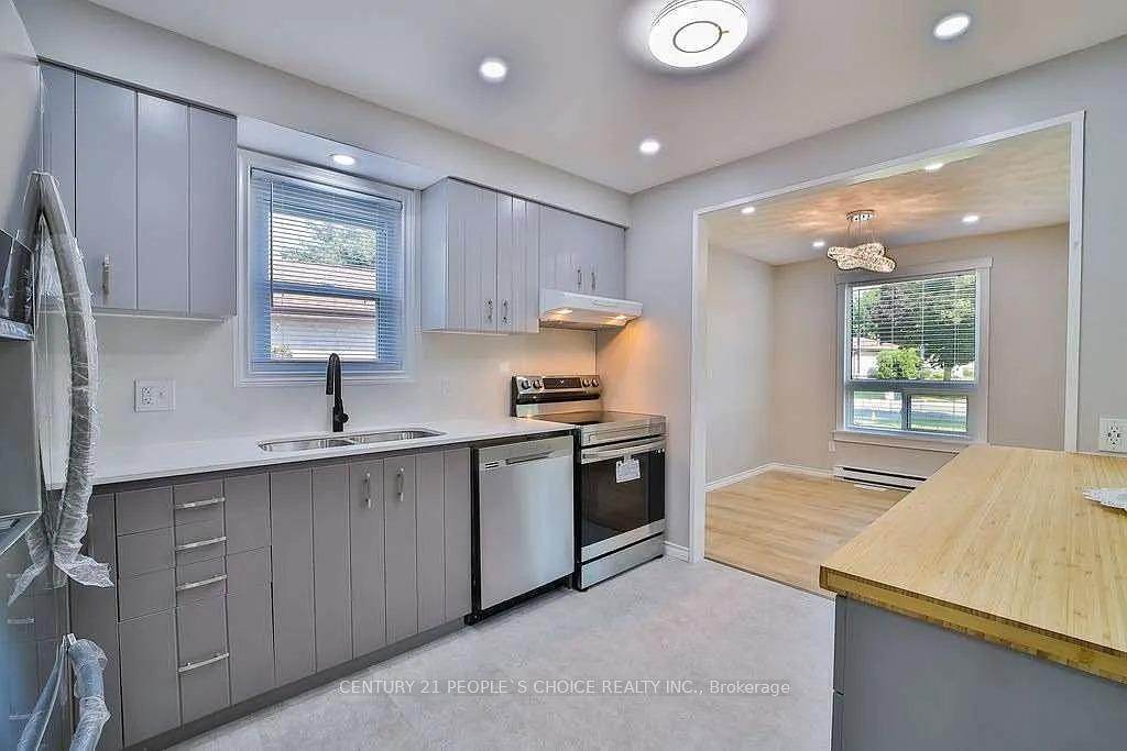 Photo 4 of 189 Bechtel Drive, Kitchener — HOMEH