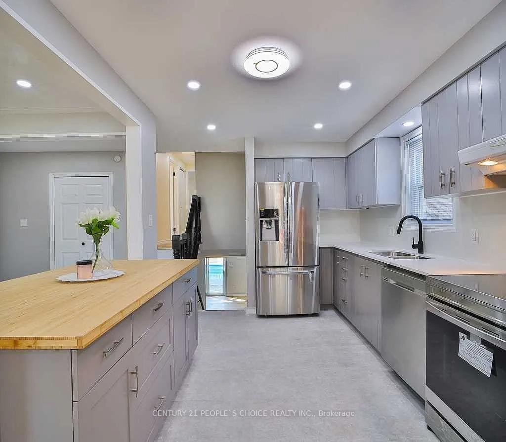 Photo 5 of 189 Bechtel Drive, Kitchener — HOMEH
