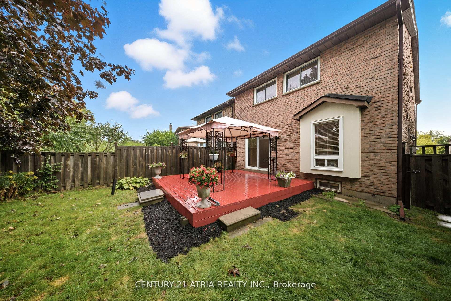 Photo 17 of 32 Fieldview Crescent, Markham, Milliken Mills West — HOMEH