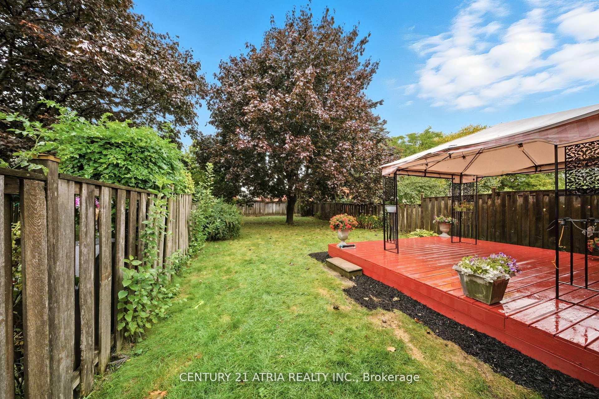 Photo 18 of 32 Fieldview Crescent, Markham, Milliken Mills West — HOMEH