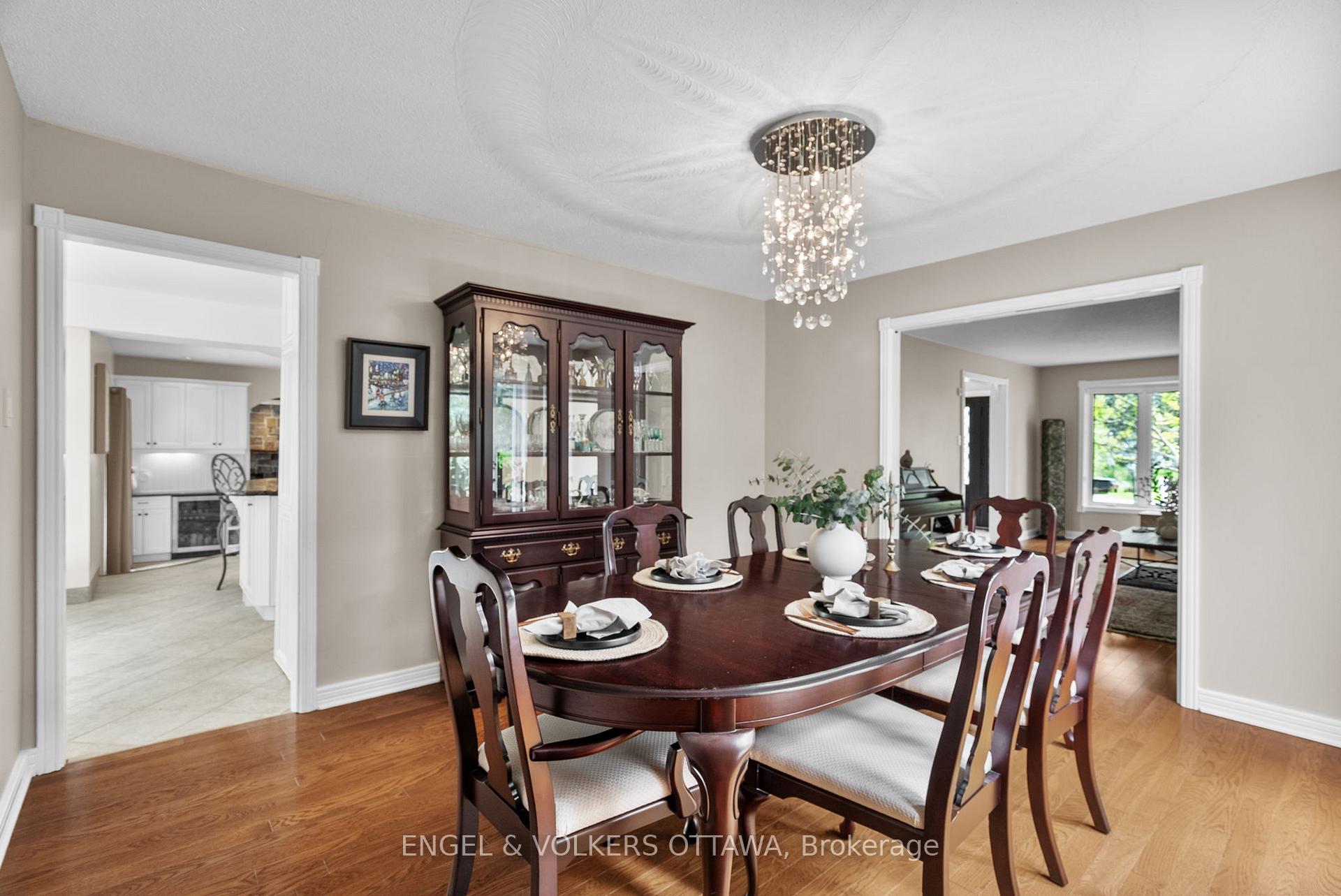 Photo 7 of 1089 Island View Drive, Ottawa, Manotick South to Roger Stevens — HOMEH
