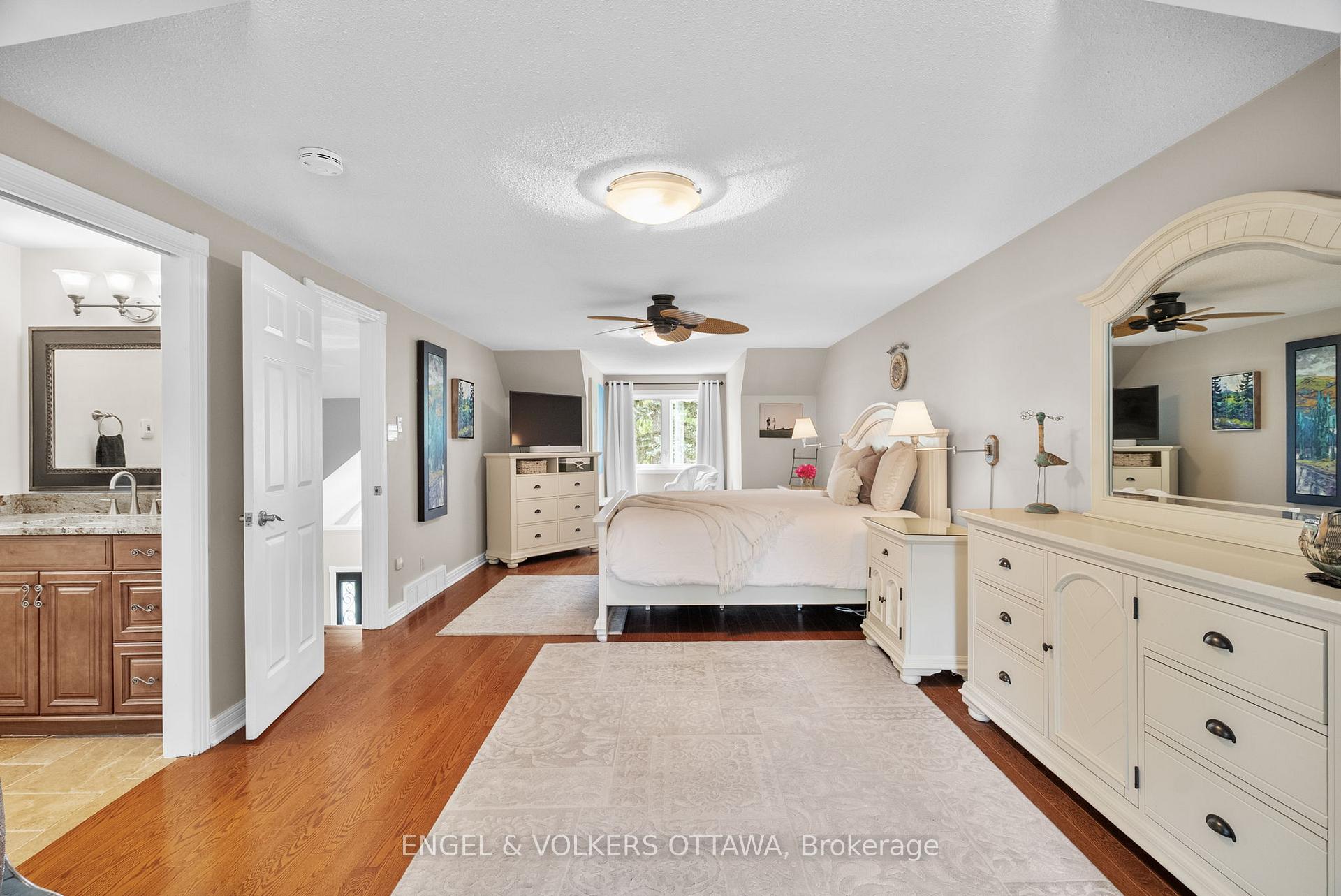 Photo 23 of 1089 Island View Drive, Ottawa, Manotick South to Roger Stevens — HOMEH