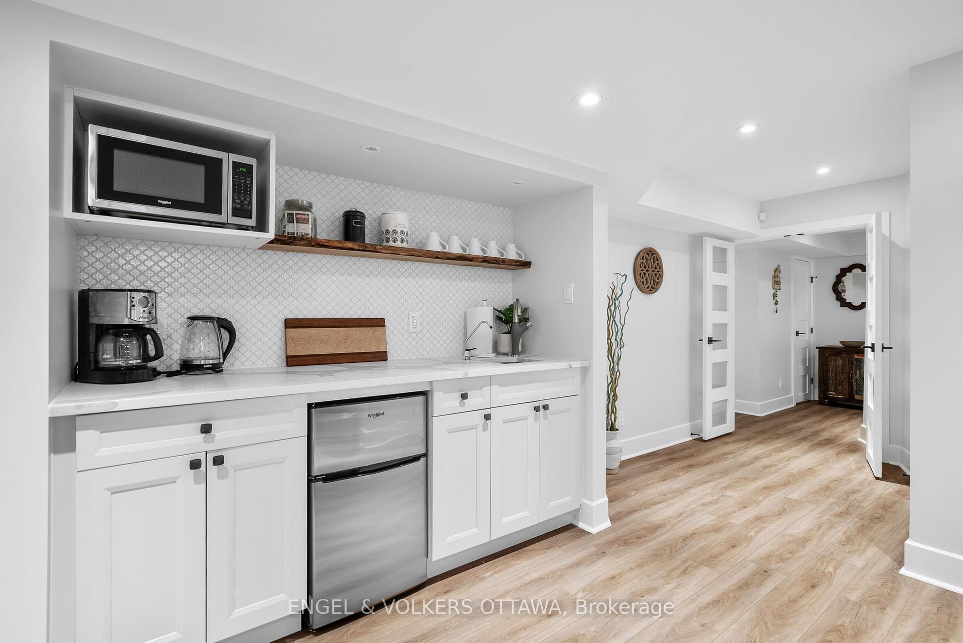 Photo 35 of 1089 Island View Drive, Ottawa, Manotick South to Roger Stevens — HOMEH