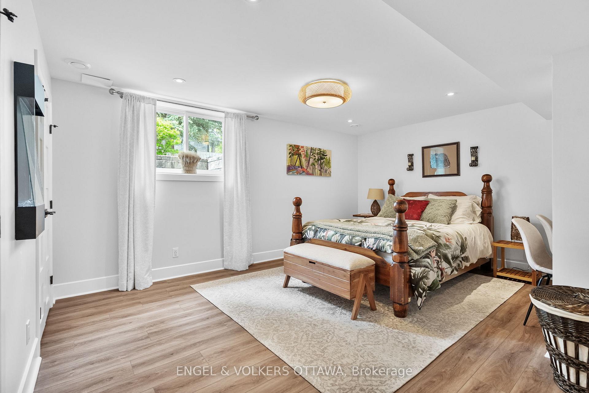 Photo 36 of 1089 Island View Drive, Ottawa, Manotick South to Roger Stevens — HOMEH