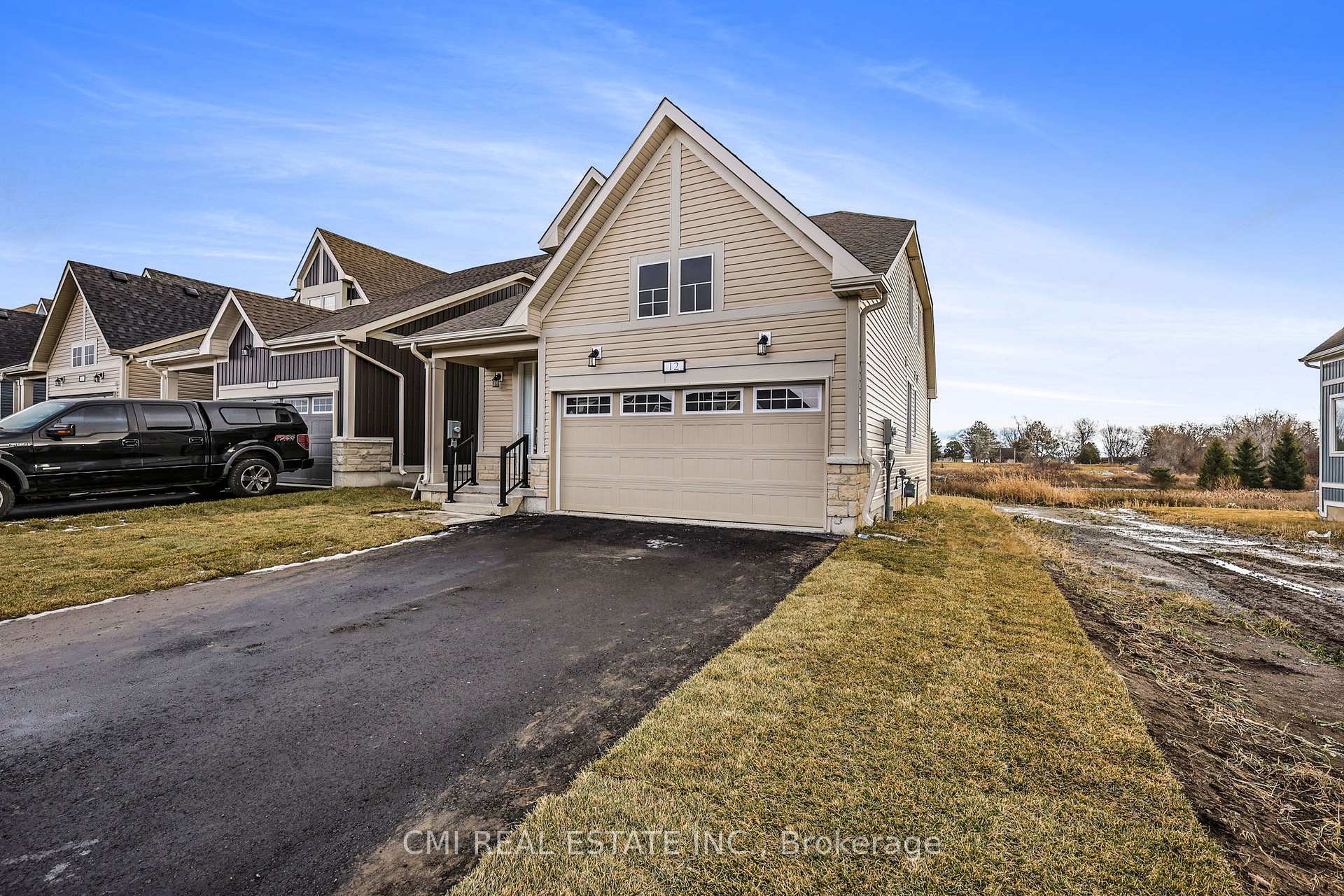 Photo 3 of 12 Oakmont Drive, Loyalist, Bath — HOMEH