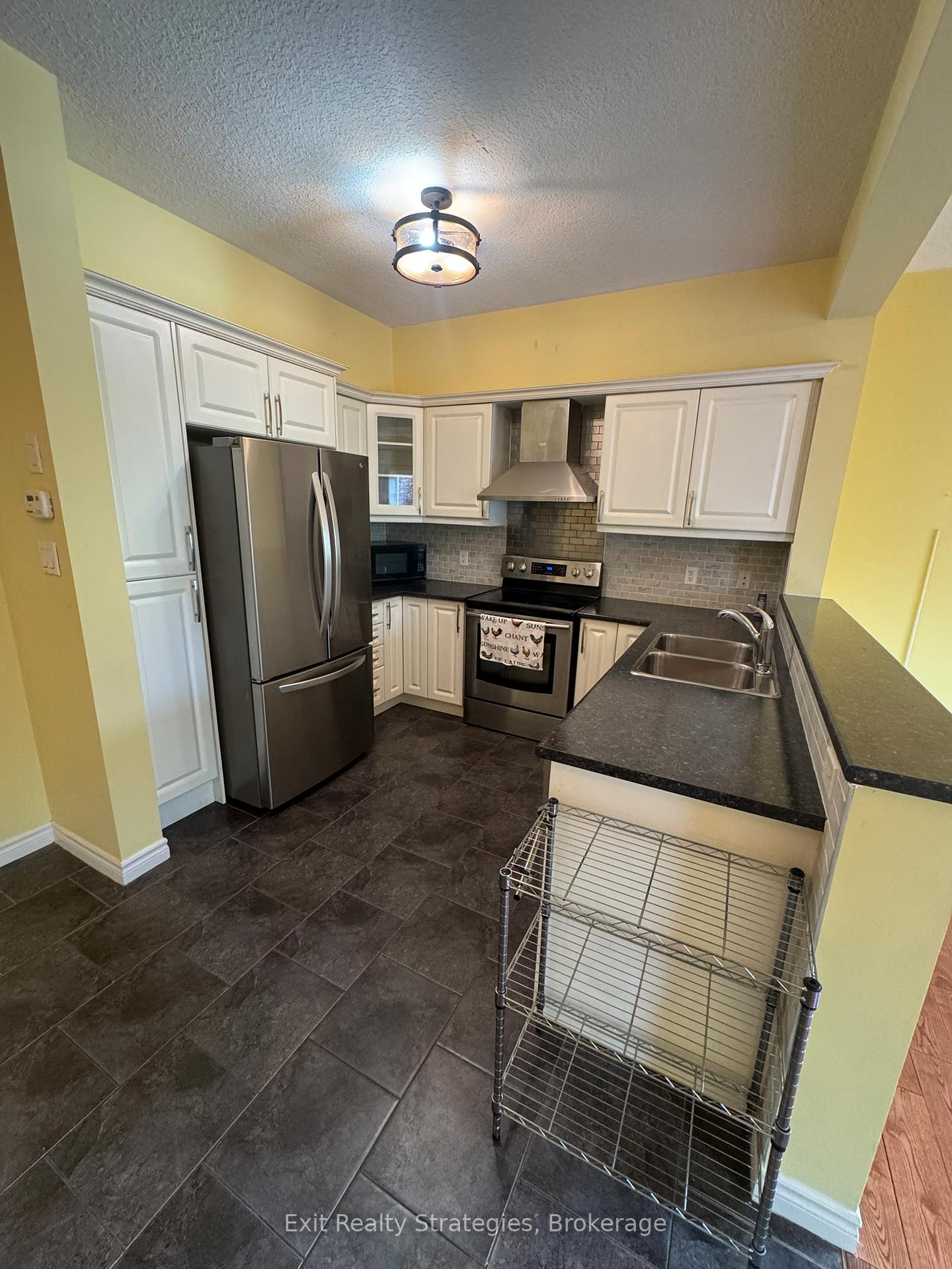 Photo 7 of Unit 8, 9 Hampton Brook Way, Hamilton, Mount Hope — HOMEH