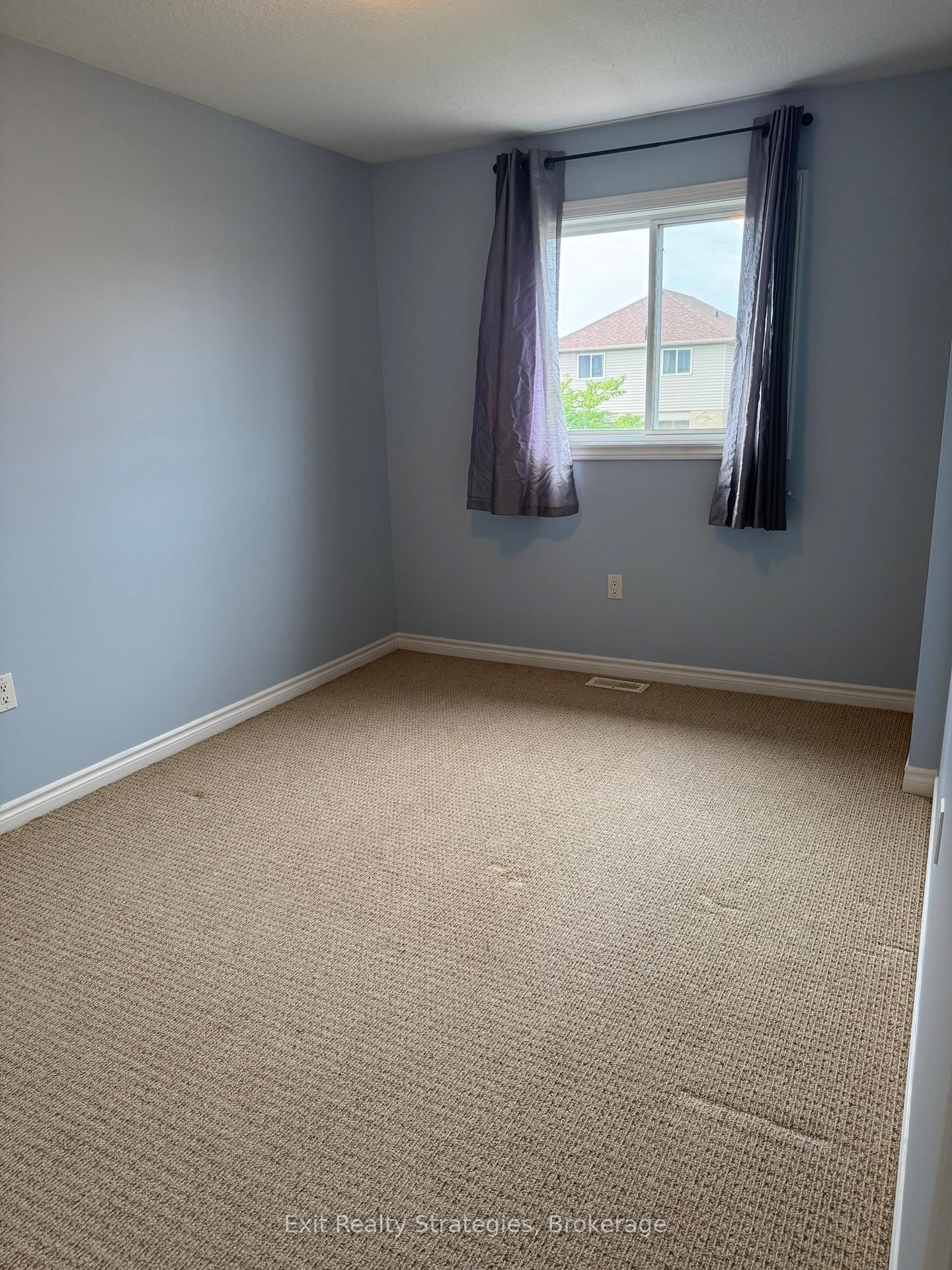 Photo 17 of Unit 8, 9 Hampton Brook Way, Hamilton, Mount Hope — HOMEH