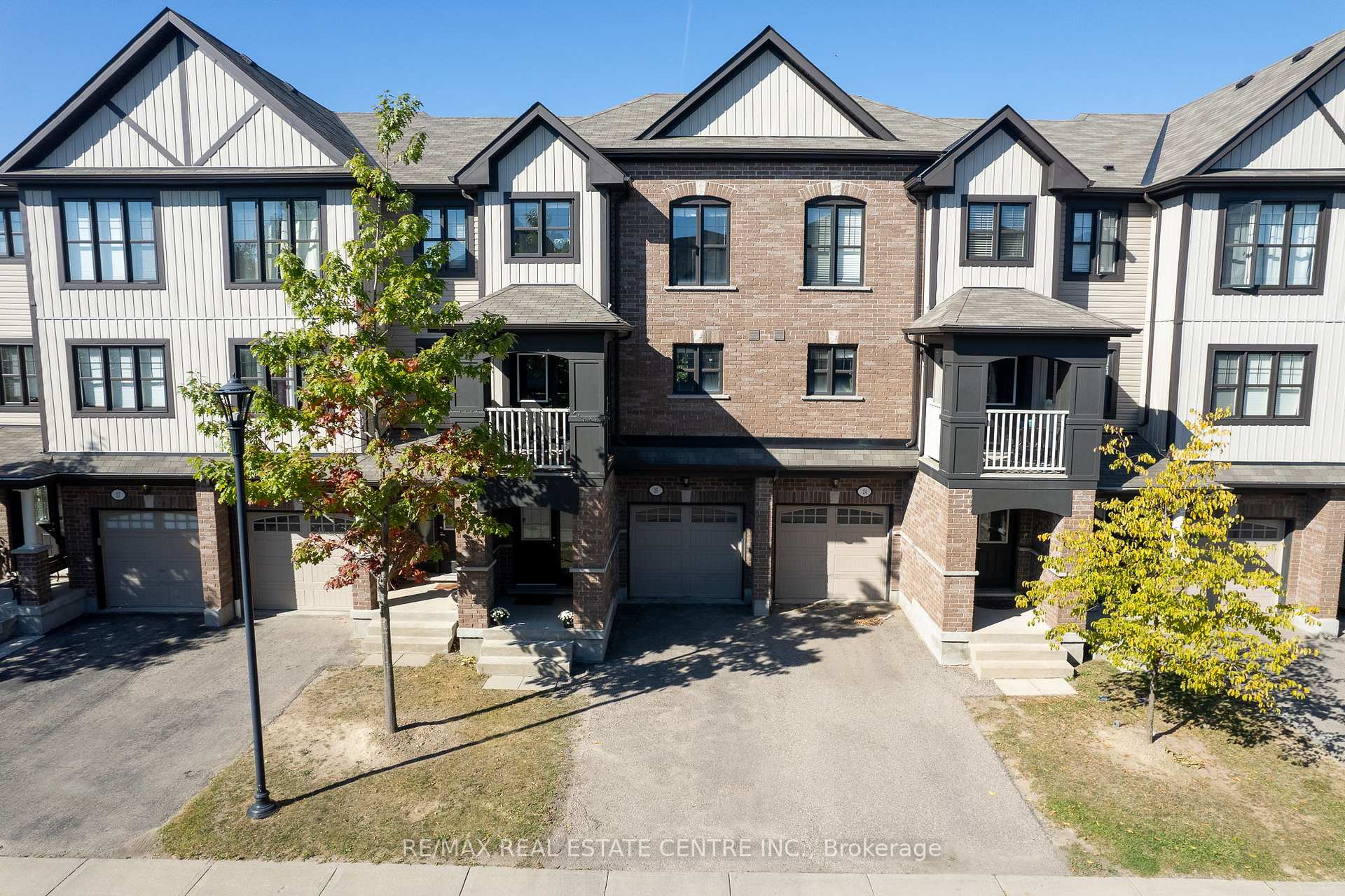 Photo 2 of Unit 25, 701 Homer Watson Boulevard, Kitchener, Country Hills East — HOMEH