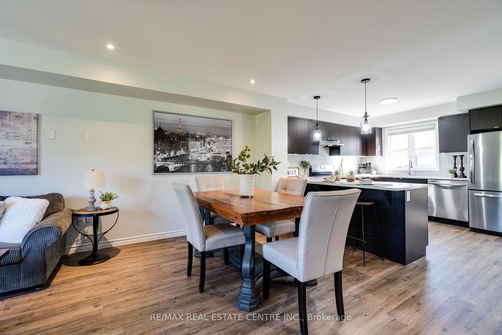 Photo 9 of Unit 25, 701 Homer Watson Boulevard, Kitchener, Country Hills East — HOMEH