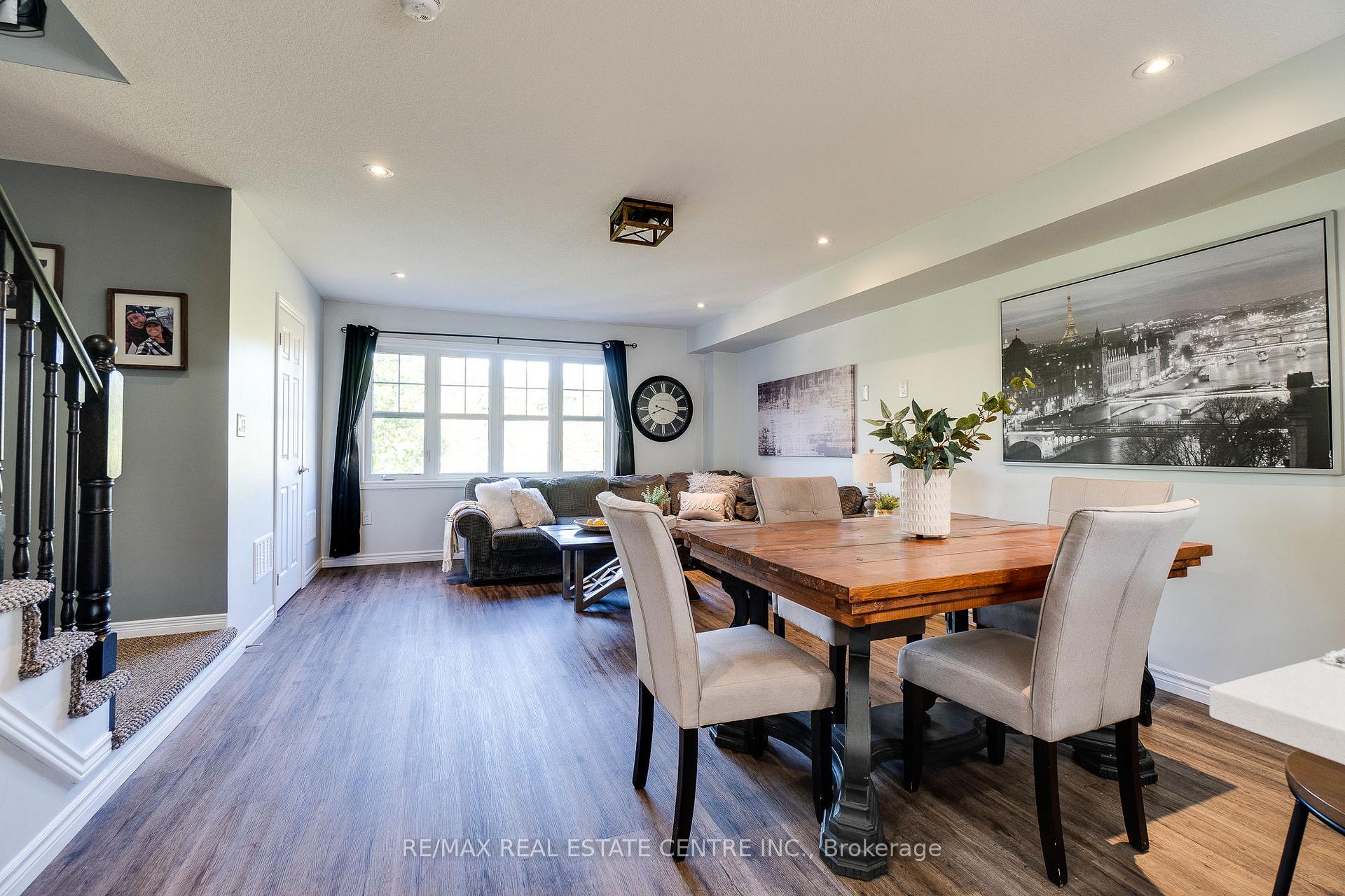 Photo 10 of Unit 25, 701 Homer Watson Boulevard, Kitchener, Country Hills East — HOMEH