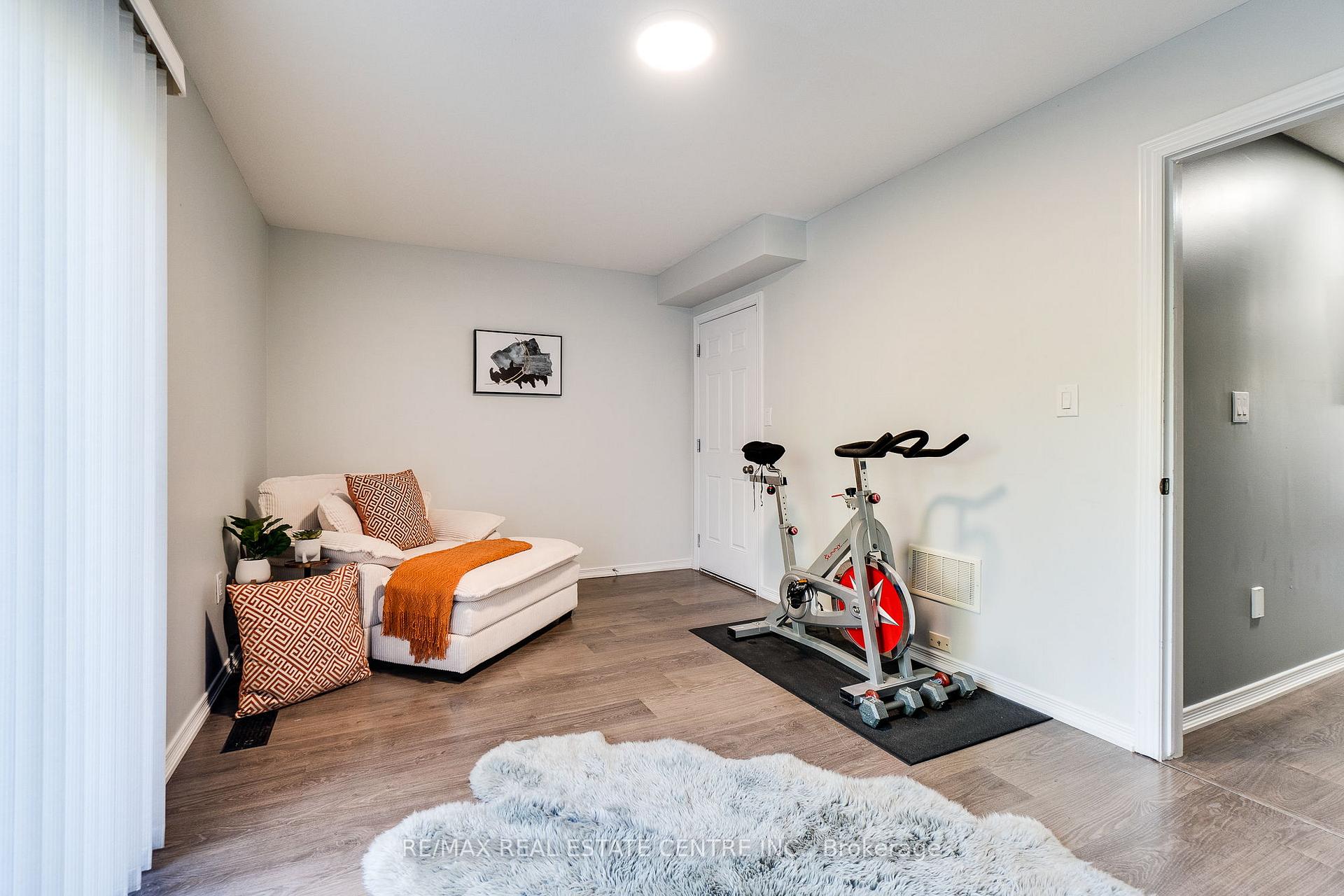 Photo 22 of Unit 25, 701 Homer Watson Boulevard, Kitchener, Country Hills East — HOMEH