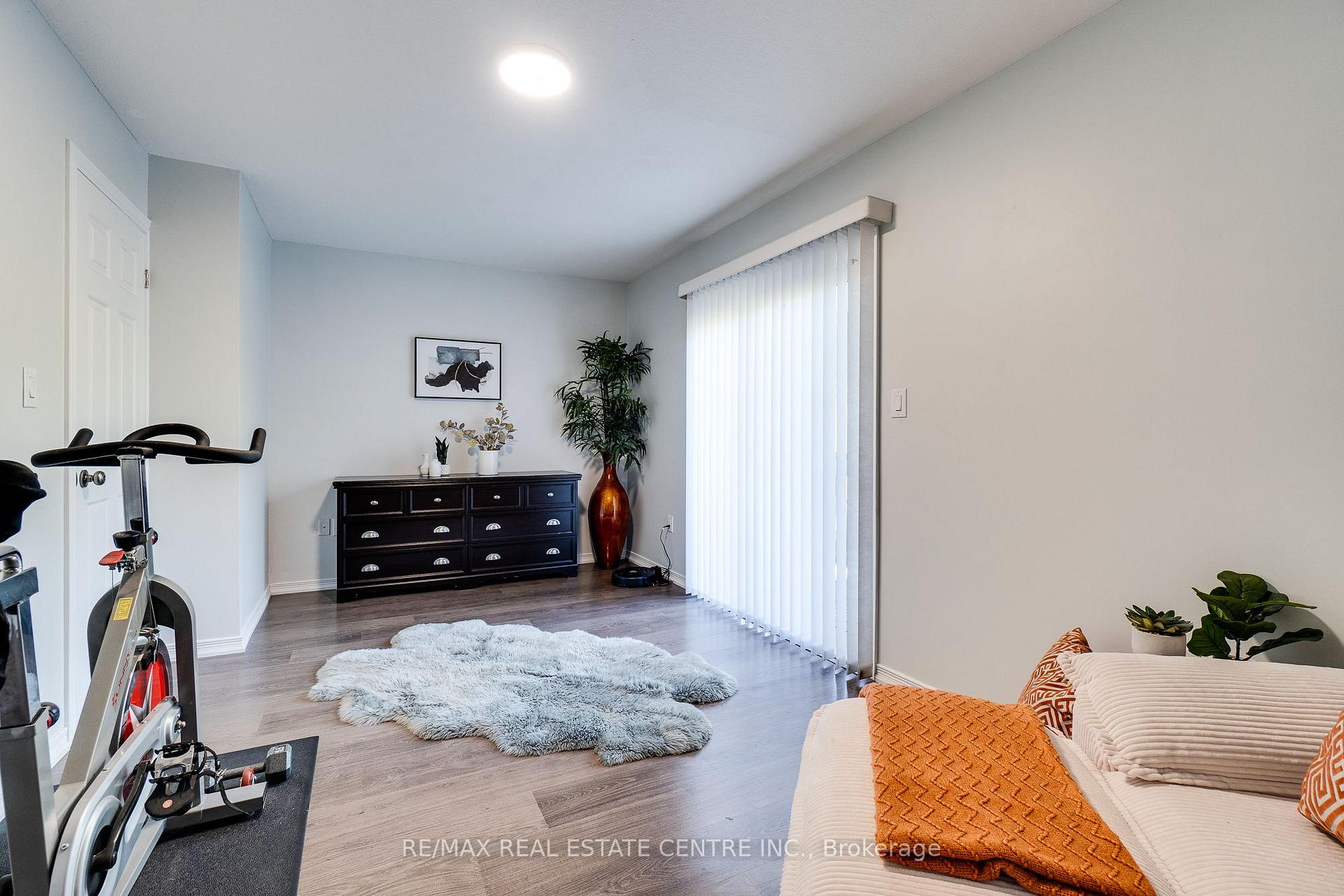 Photo 23 of Unit 25, 701 Homer Watson Boulevard, Kitchener, Country Hills East — HOMEH