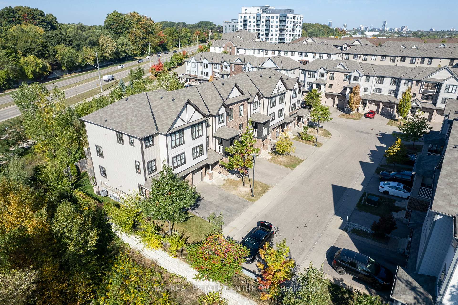 Photo 27 of Unit 25, 701 Homer Watson Boulevard, Kitchener, Country Hills East — HOMEH