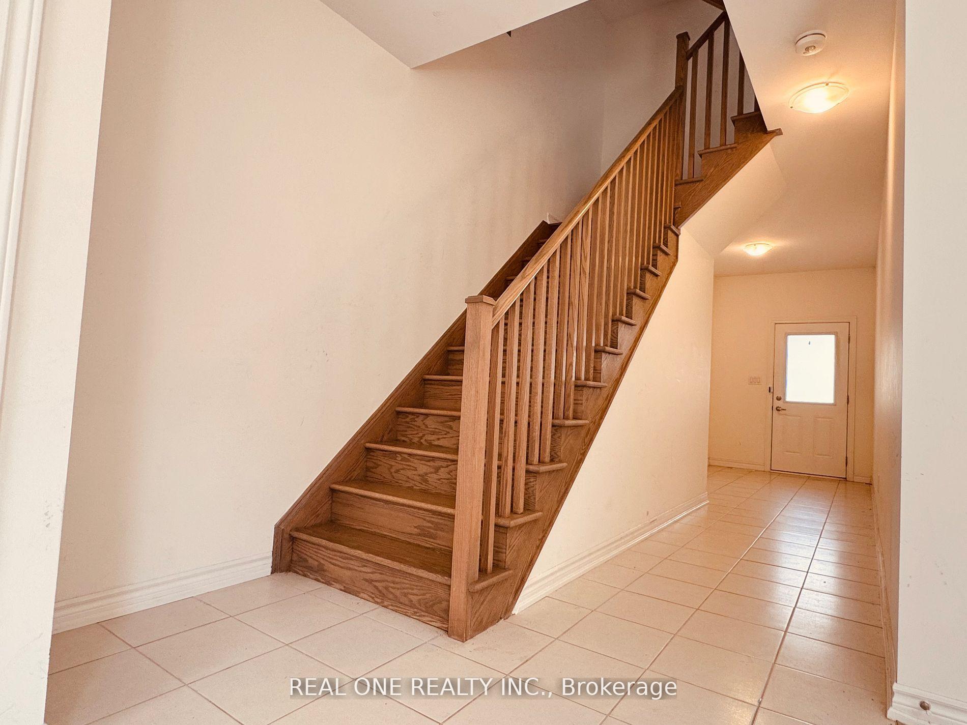 Photo 2 of 70 Chicago Lane, Markham, Wismer — HOMEH