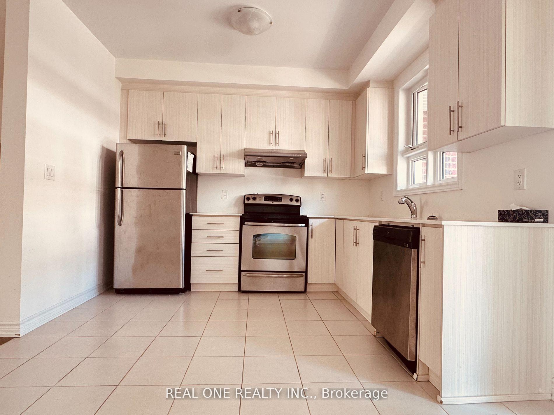 Photo 4 of 70 Chicago Lane, Markham, Wismer — HOMEH