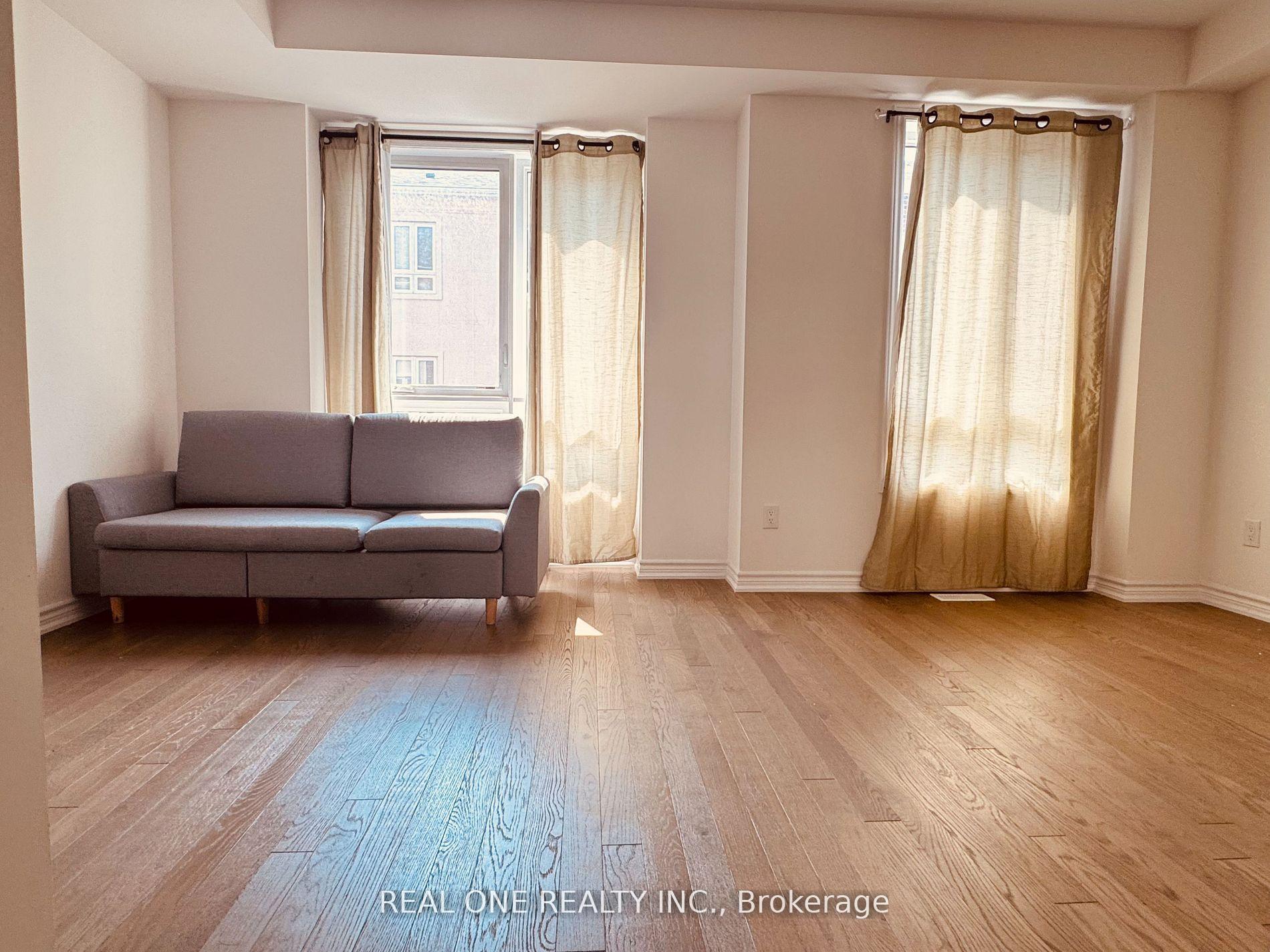 Photo 6 of 70 Chicago Lane, Markham, Wismer — HOMEH