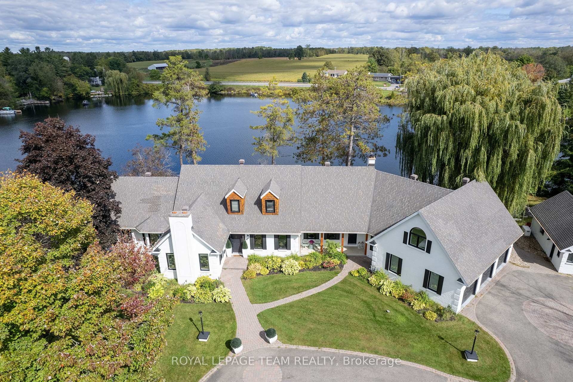 Photo 4 of 6087 James Bell Drive, Ottawa, Manotick South to Roger Stevens — HOMEH