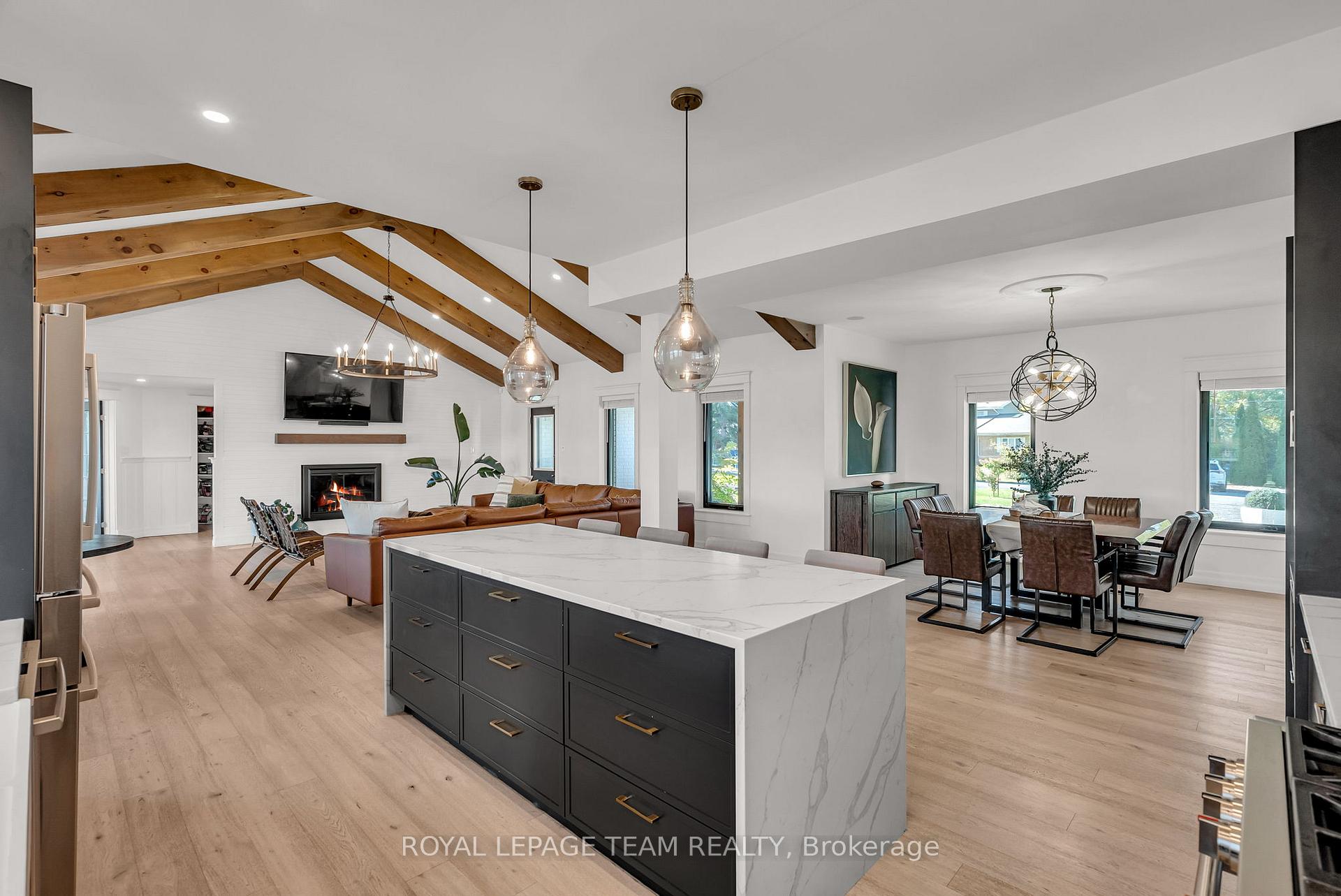 Photo 11 of 6087 James Bell Drive, Ottawa, Manotick South to Roger Stevens — HOMEH