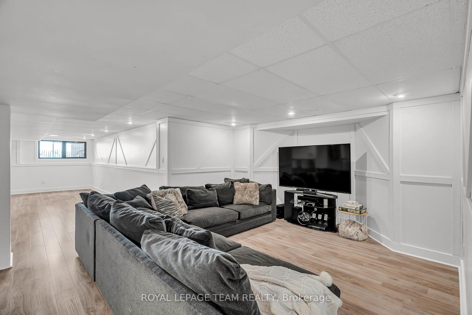 Photo 38 of 6087 James Bell Drive, Ottawa, Manotick South to Roger Stevens — HOMEH