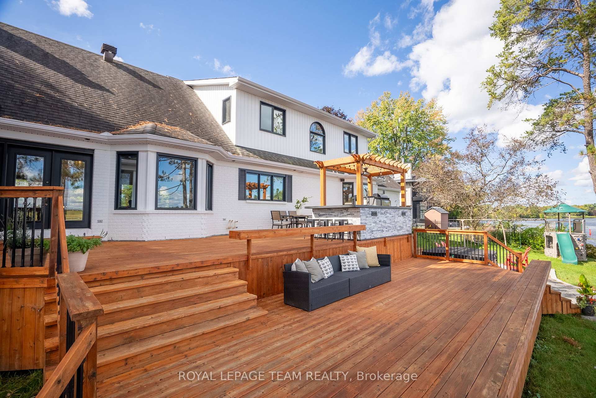 Photo 43 of 6087 James Bell Drive, Ottawa, Manotick South to Roger Stevens — HOMEH