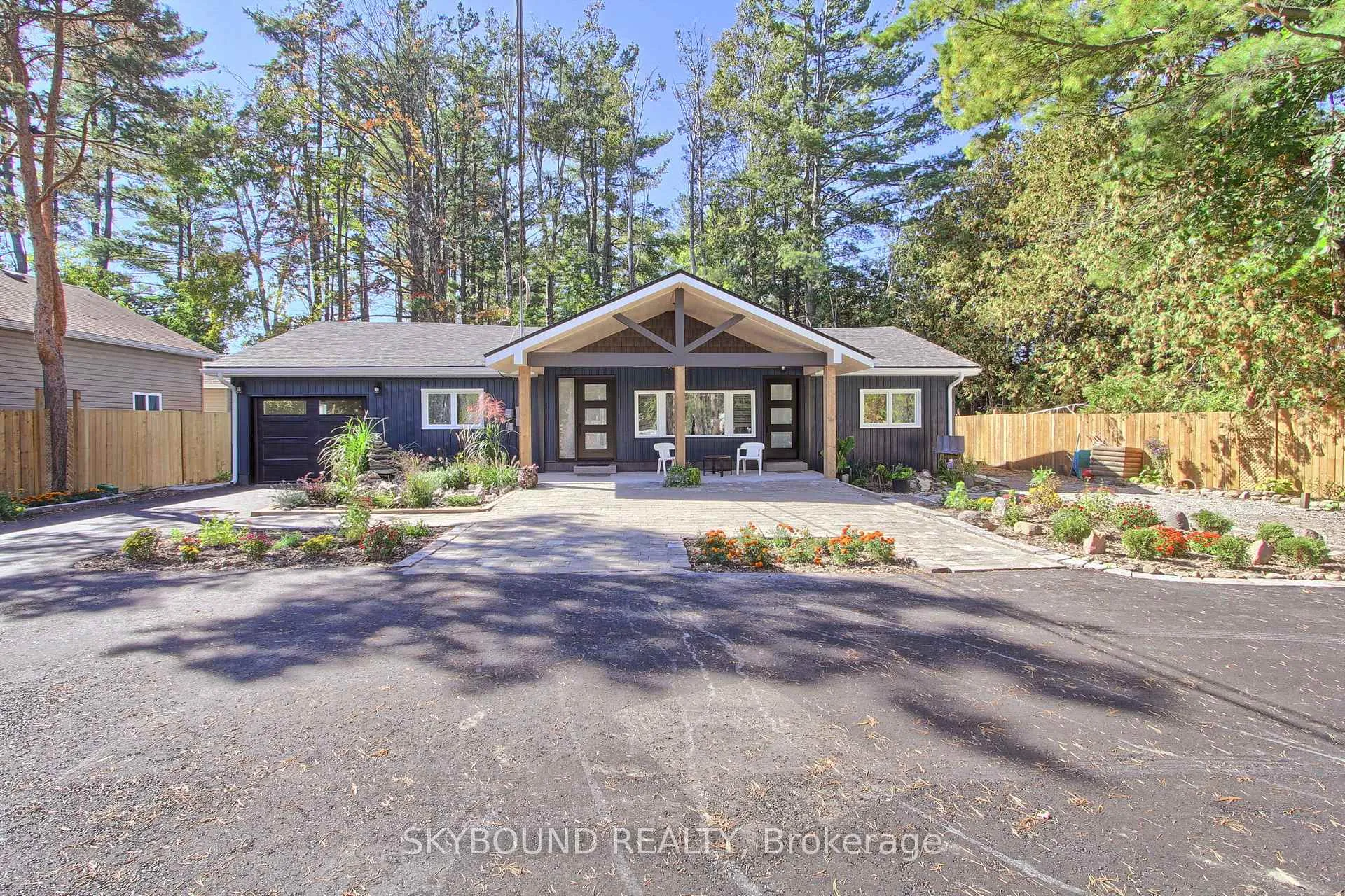 Front of 2388 25 Side Road N