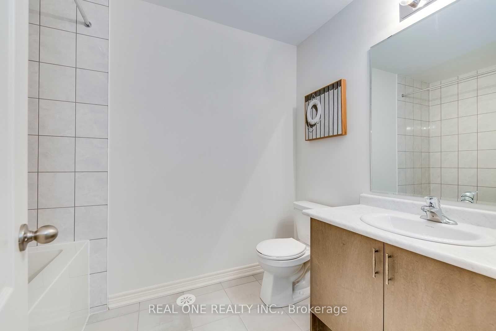 Photo 21 of 103 Burke Street, Hamilton, Waterdown — HOMEH