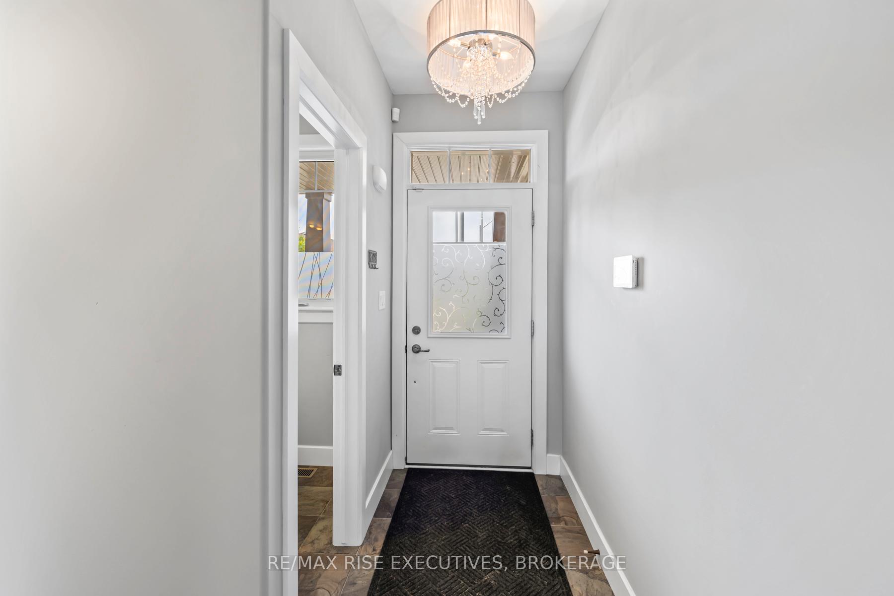 Photo 11 of 199 Pratt Drive, Loyalist, Amherstview — HOMEH
