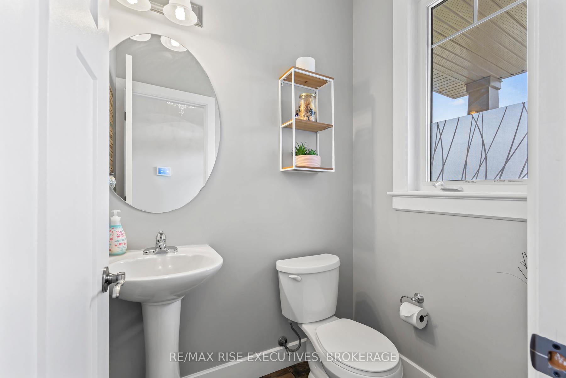 Photo 13 of 199 Pratt Drive, Loyalist, Amherstview — HOMEH