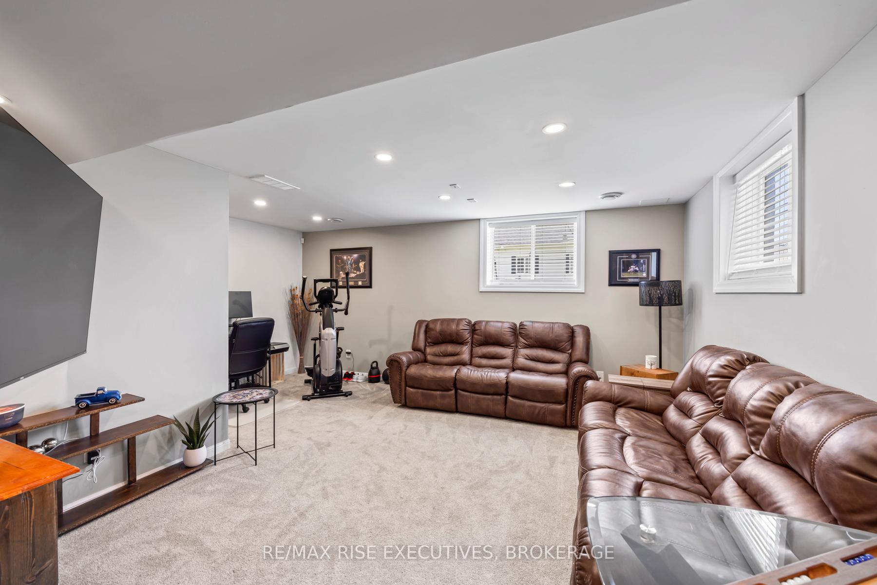 Photo 44 of 199 Pratt Drive, Loyalist, Amherstview — HOMEH