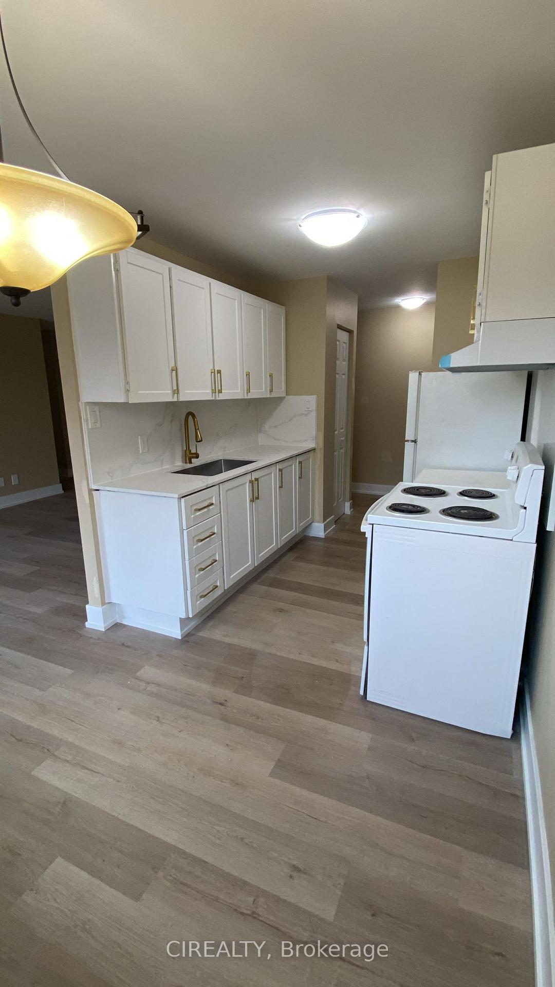 Photo 4 of 242 Avalon Place, Kitchener, Meinzinger — HOMEH