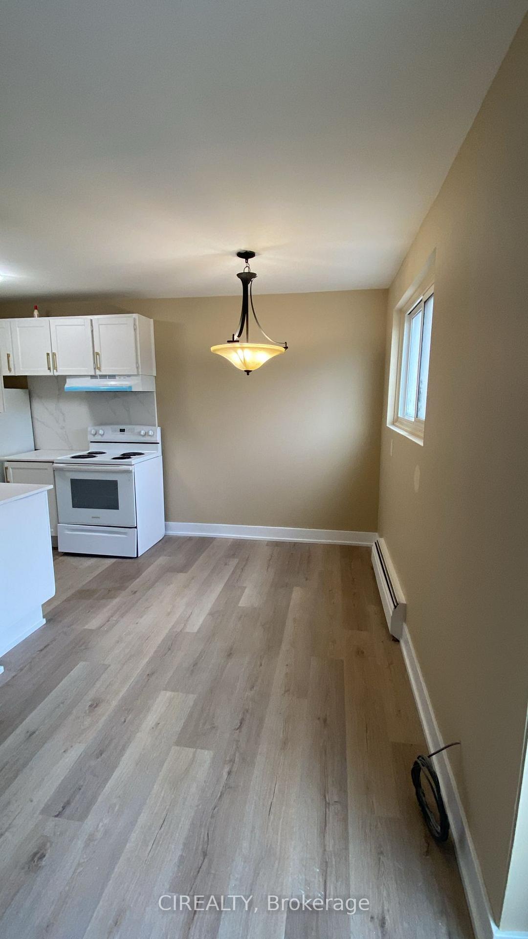 Photo 6 of 242 Avalon Place, Kitchener, Meinzinger — HOMEH