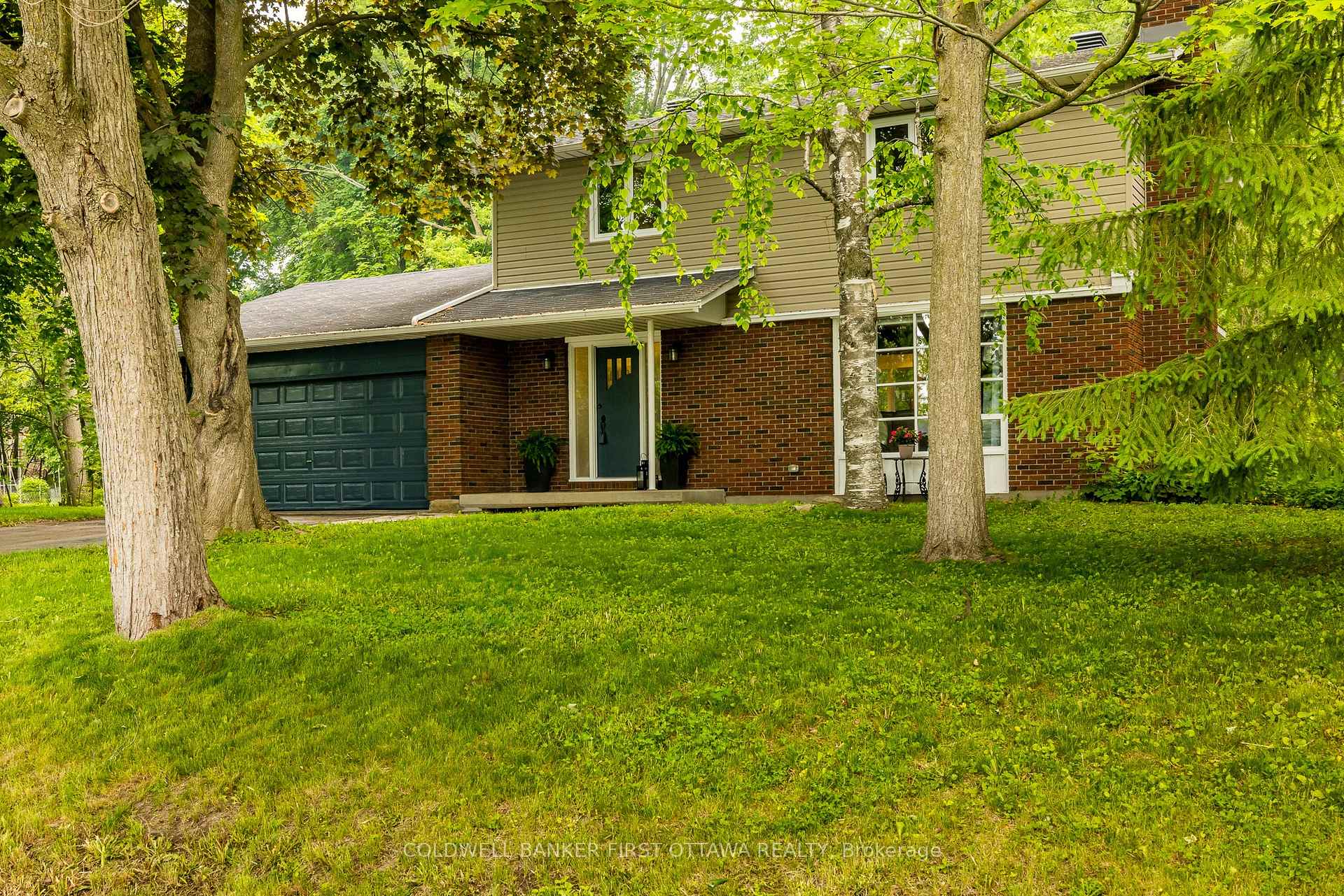 Photo 2 of 5455 West River Drive, Ottawa, Manotick Long Island & Nicholls Island — HOMEH