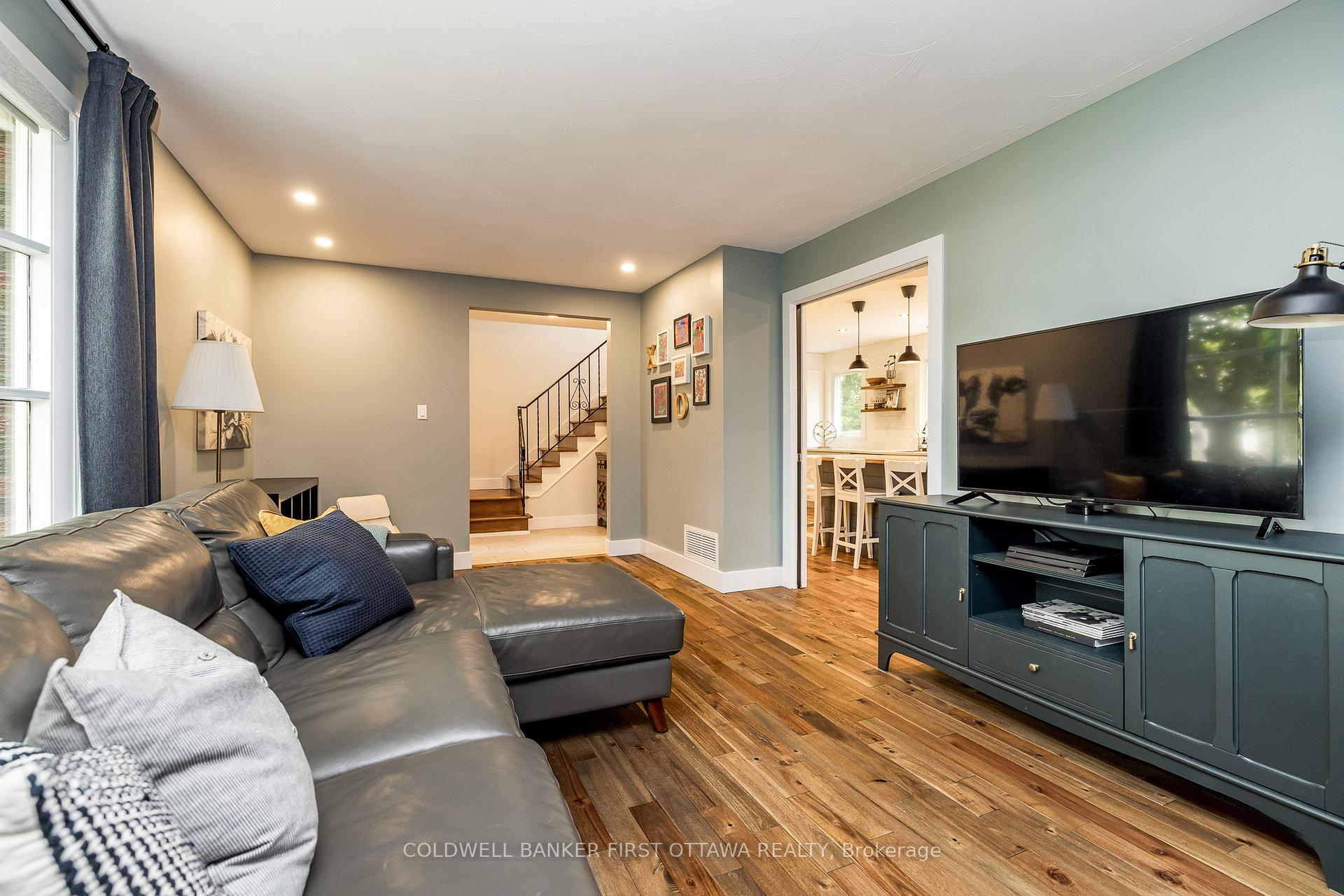 Photo 10 of 5455 West River Drive, Ottawa, Manotick Long Island & Nicholls Island — HOMEH