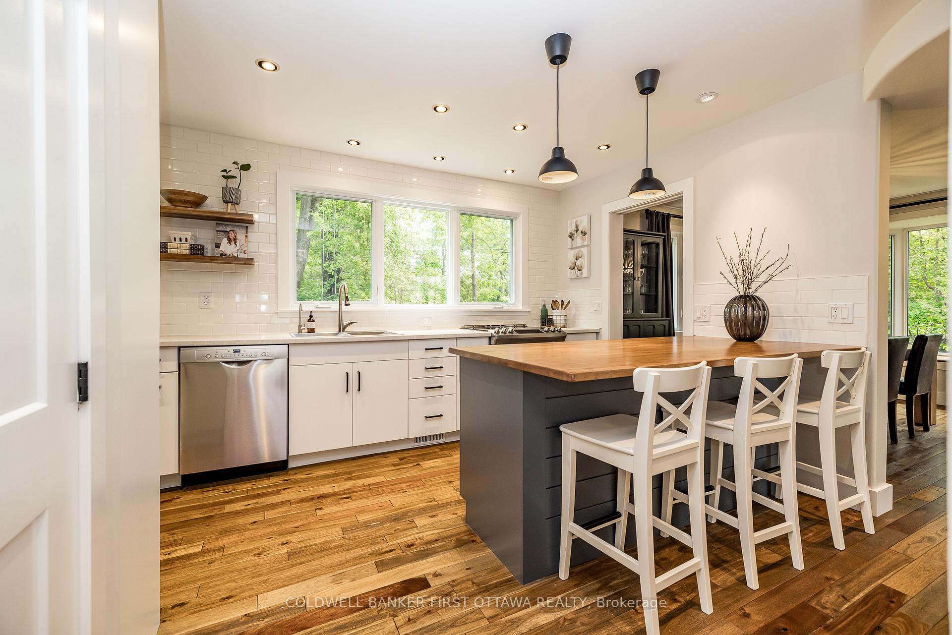 Photo 12 of 5455 West River Drive, Ottawa, Manotick Long Island & Nicholls Island — HOMEH