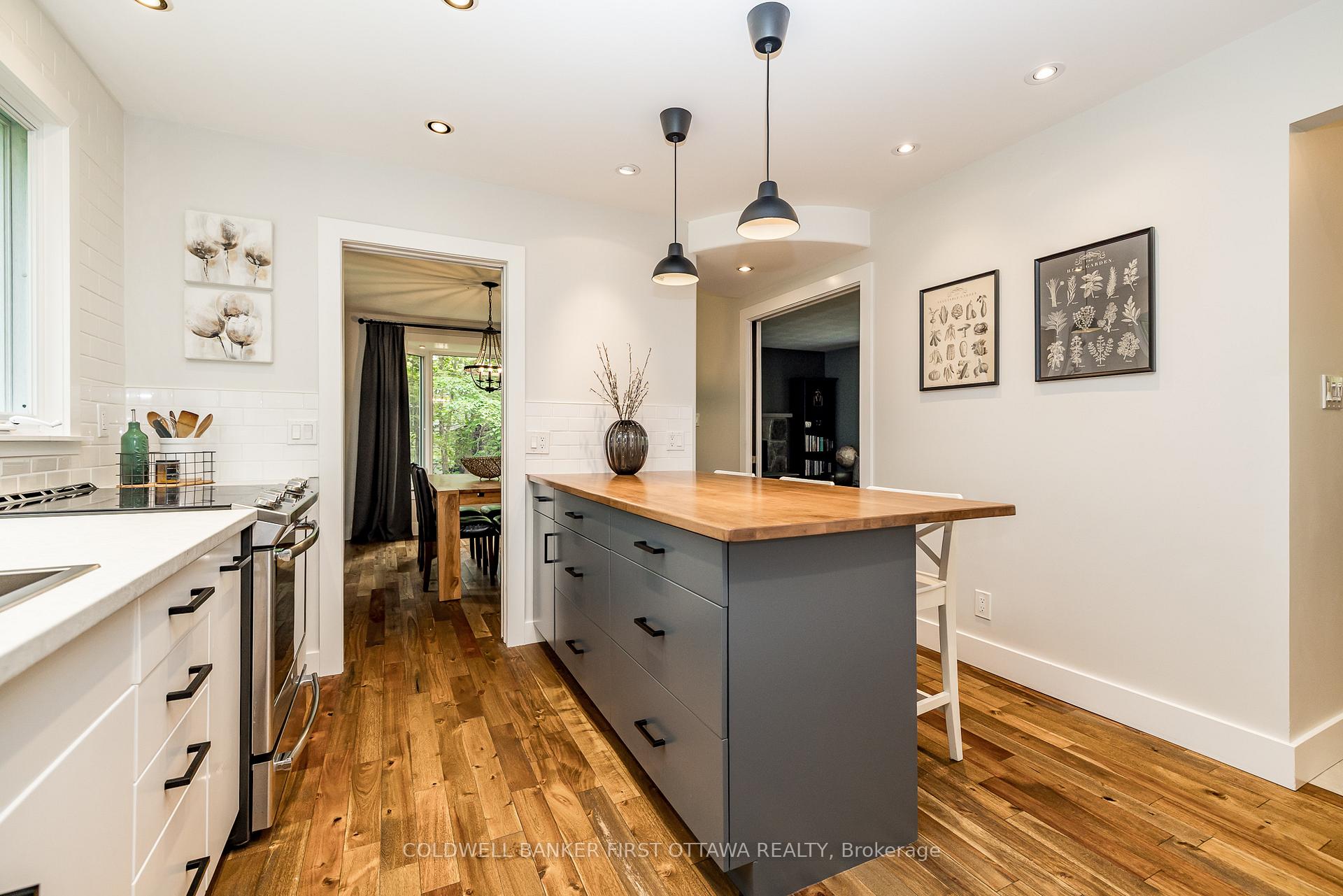 Photo 15 of 5455 West River Drive, Ottawa, Manotick Long Island & Nicholls Island — HOMEH