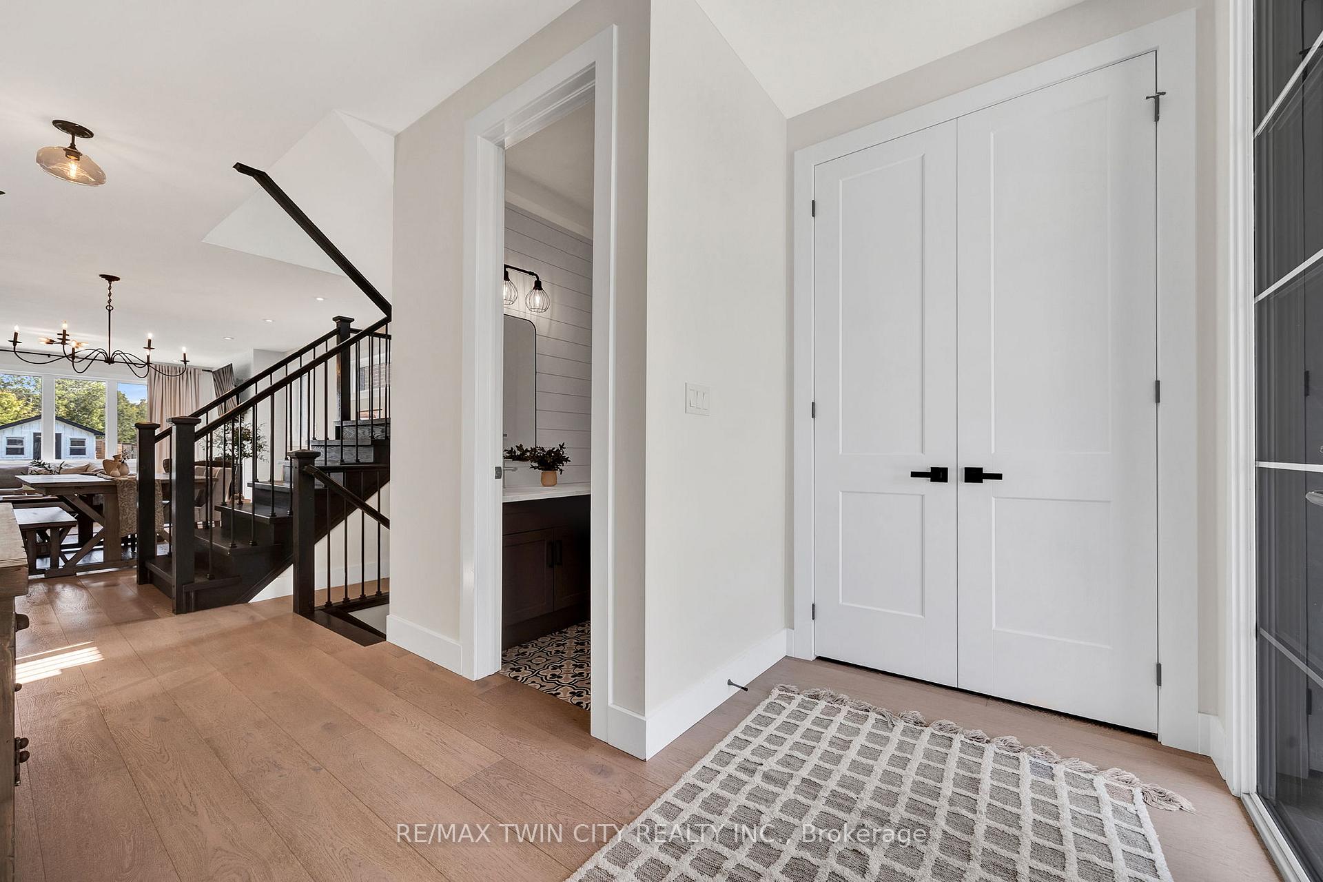 Photo 4 of 78 Ridgemount Street, Kitchener — HOMEH