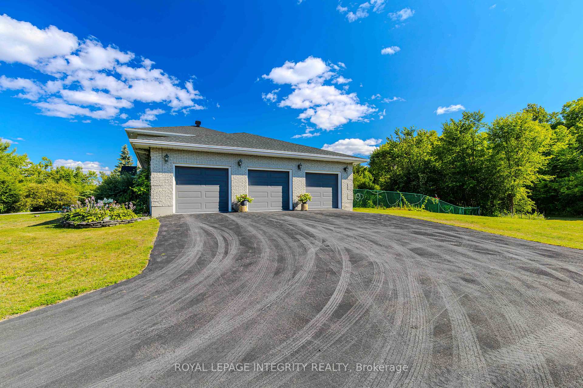 Photo 8 of 2025 Sixth Line Road N, Ottawa, Kanata - Kanata (North East) — HOMEH