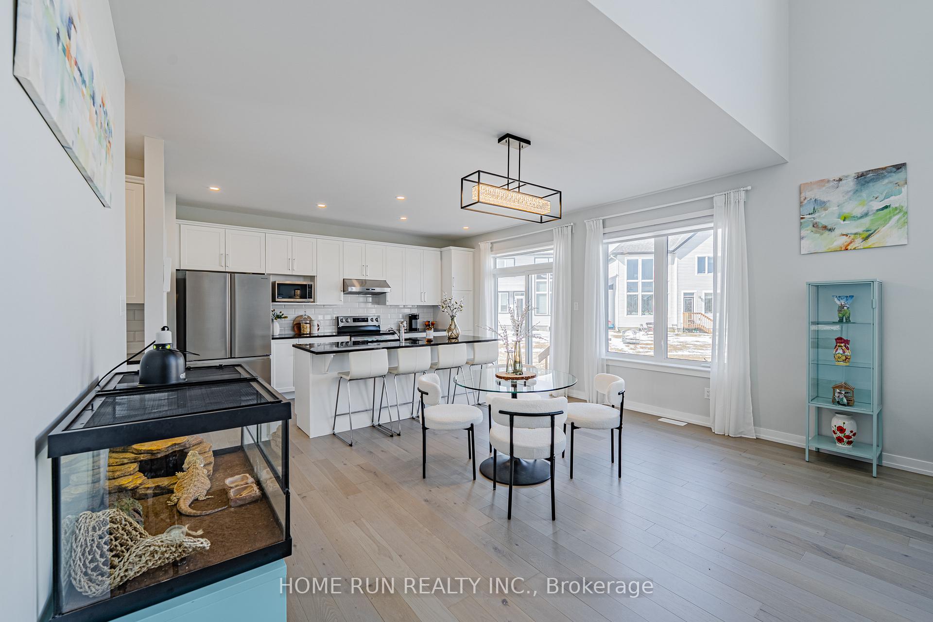 Photo 14 of 408 Gidran Circle, Ottawa, Kanata - Emerald Meadows/Trailwest — HOMEH