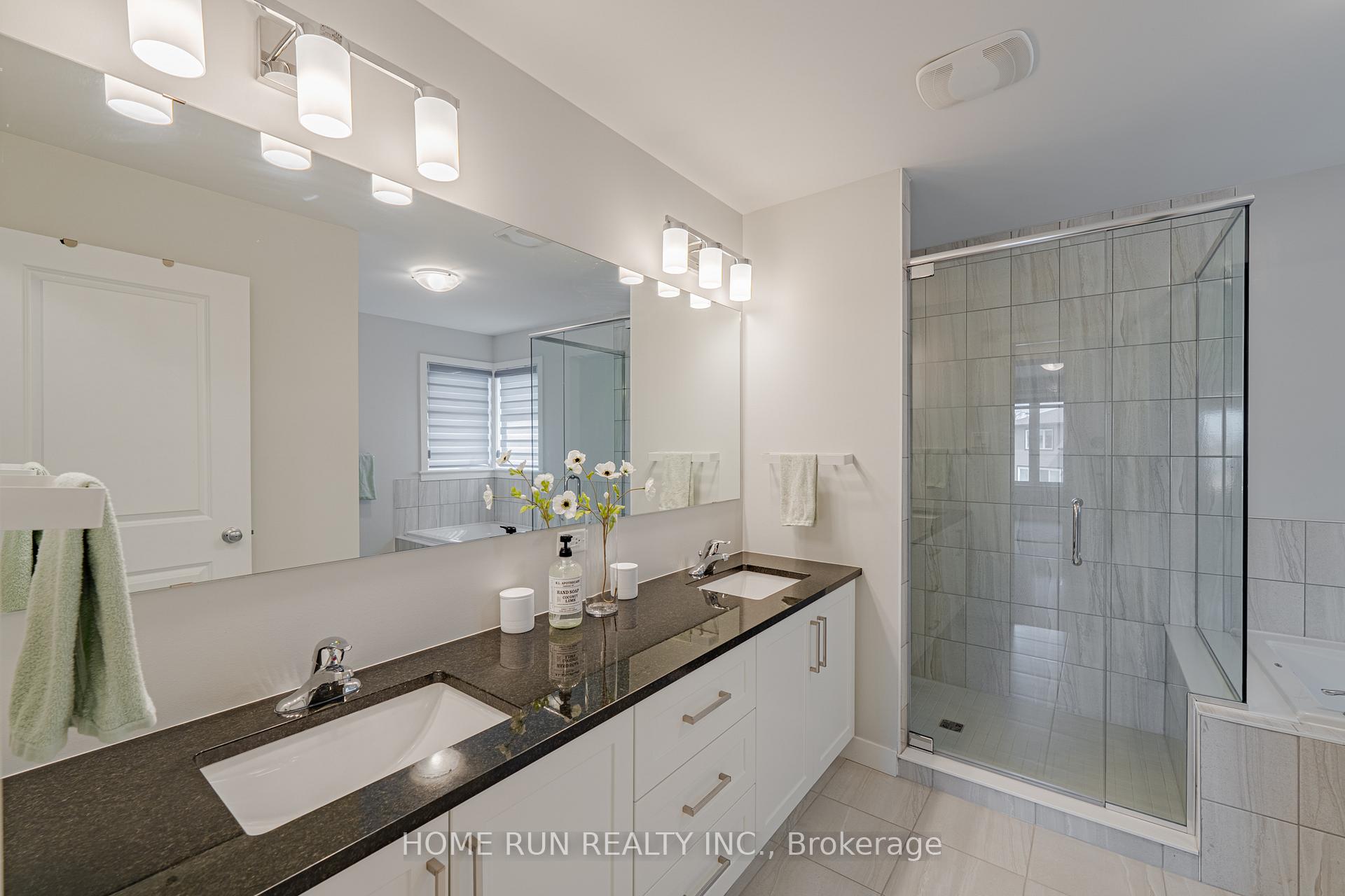Photo 33 of 408 Gidran Circle, Ottawa, Kanata - Emerald Meadows/Trailwest — HOMEH
