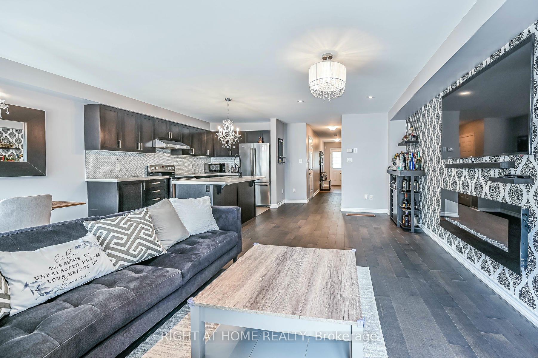 Photo 20 of 95 Penny Lane, Hamilton, Stoney Creek Mountain — HOMEH