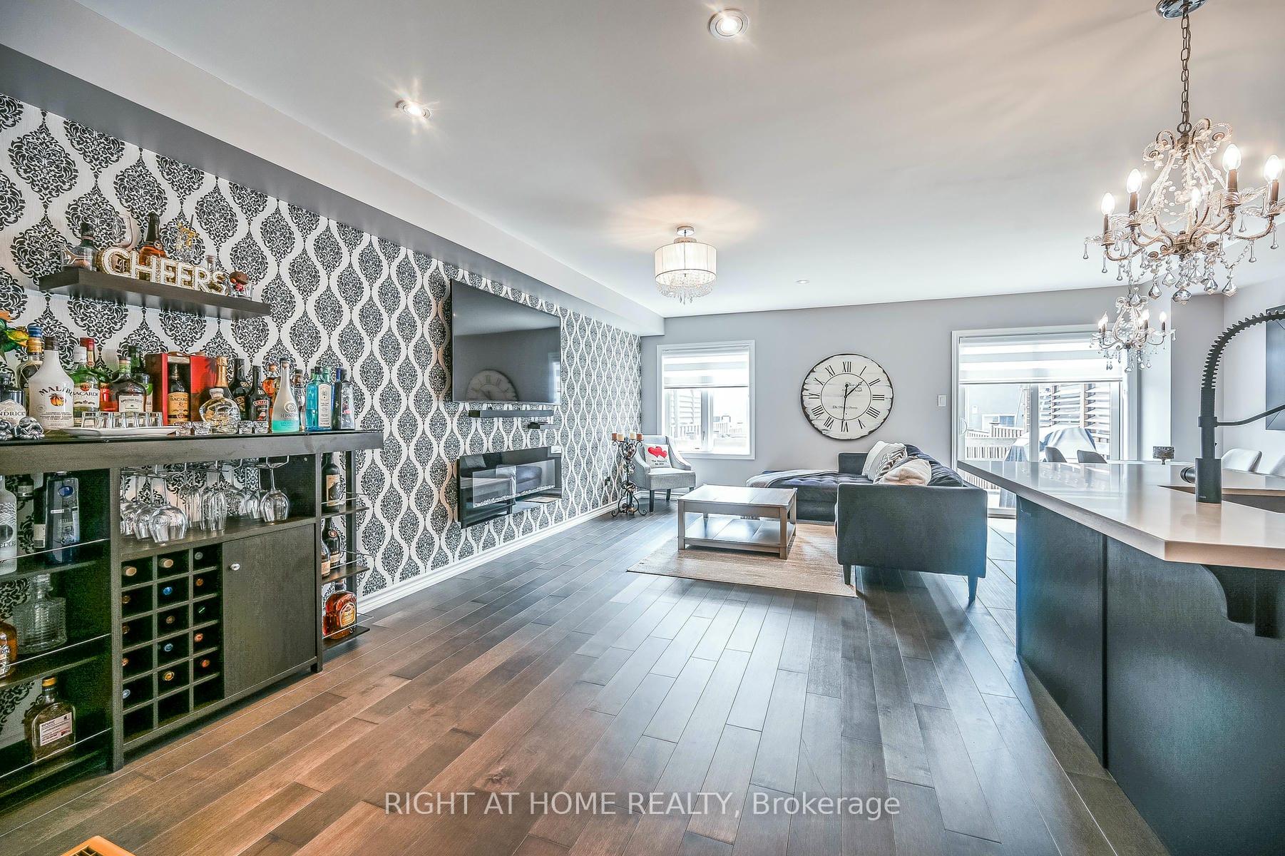 Photo 24 of 95 Penny Lane, Hamilton, Stoney Creek Mountain — HOMEH