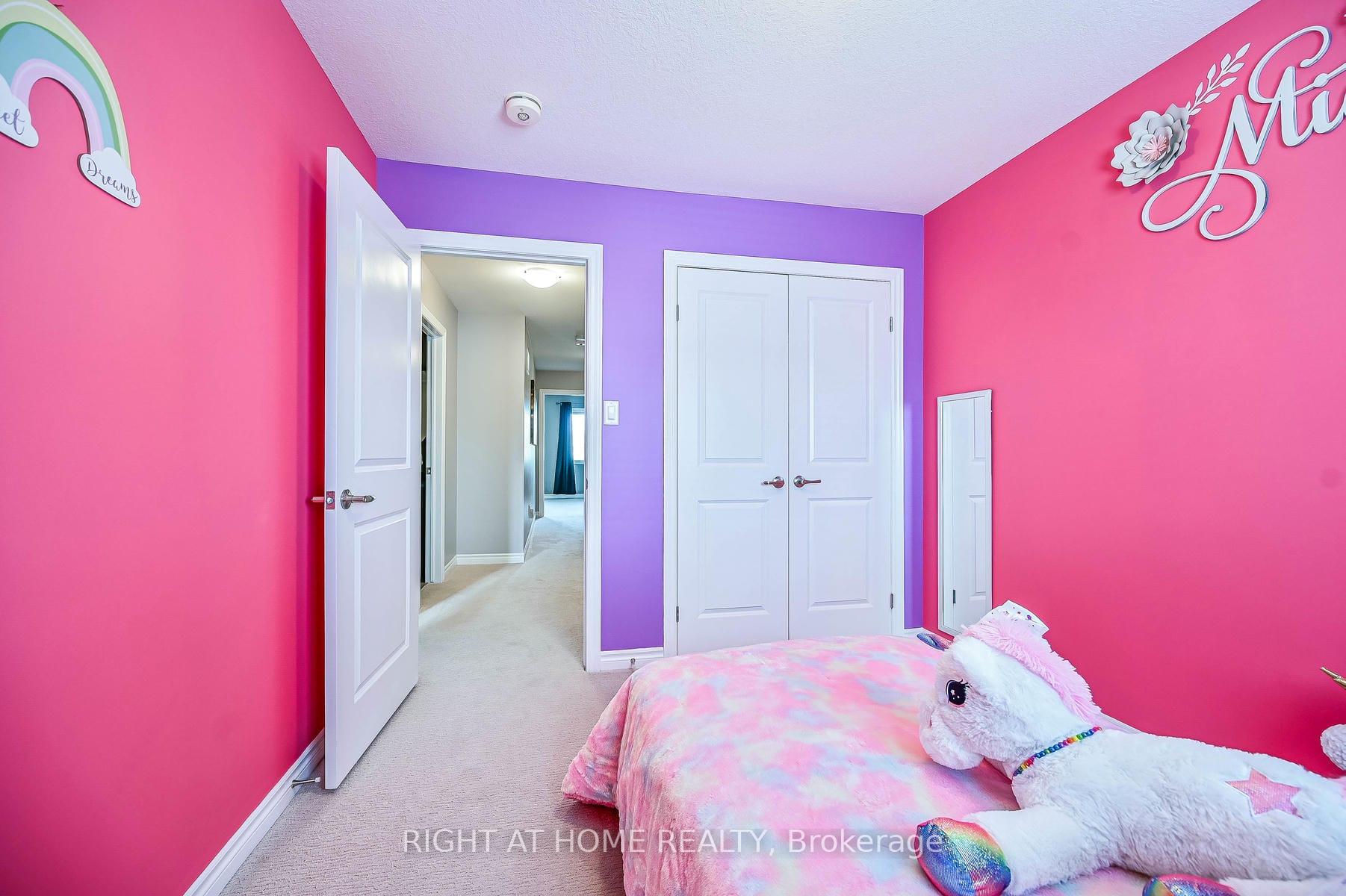 Photo 29 of 95 Penny Lane, Hamilton, Stoney Creek Mountain — HOMEH