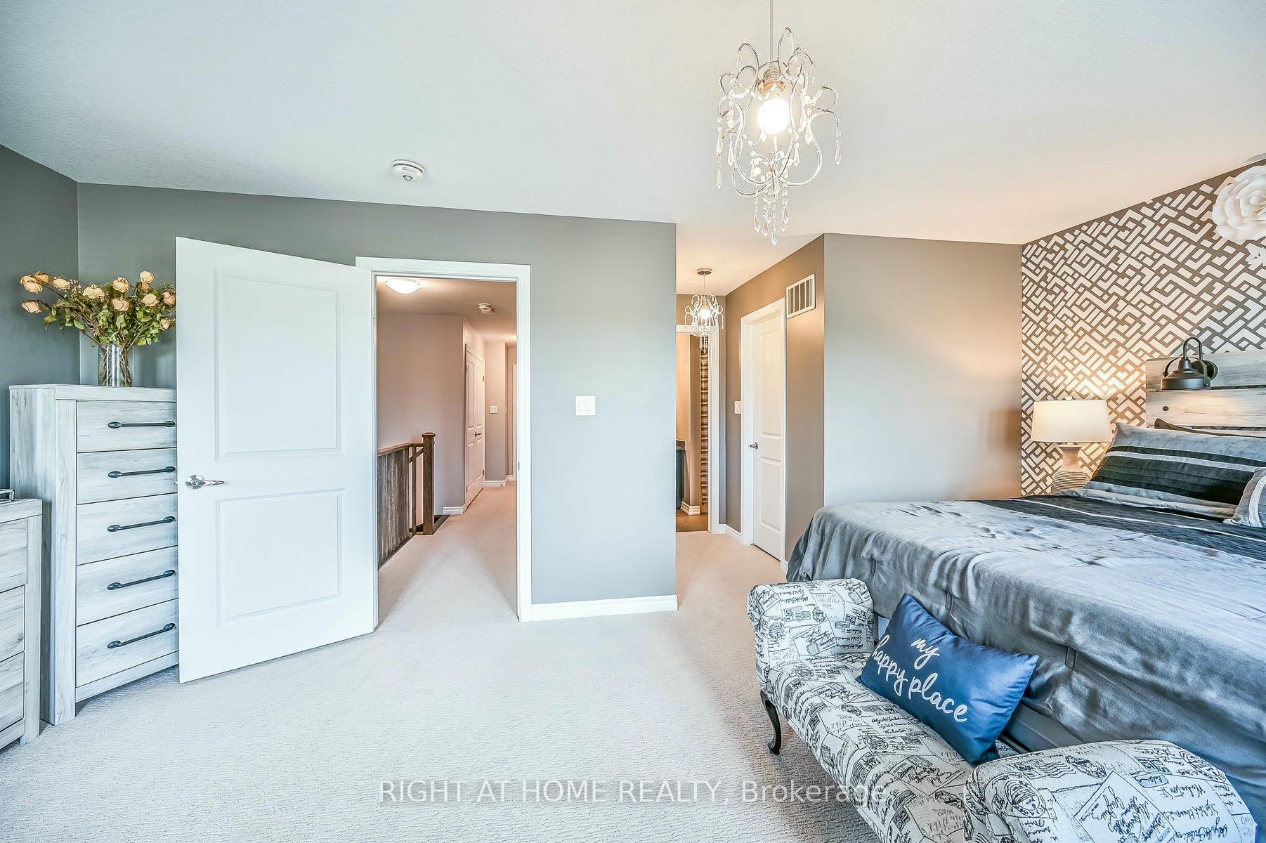 Photo 34 of 95 Penny Lane, Hamilton, Stoney Creek Mountain — HOMEH