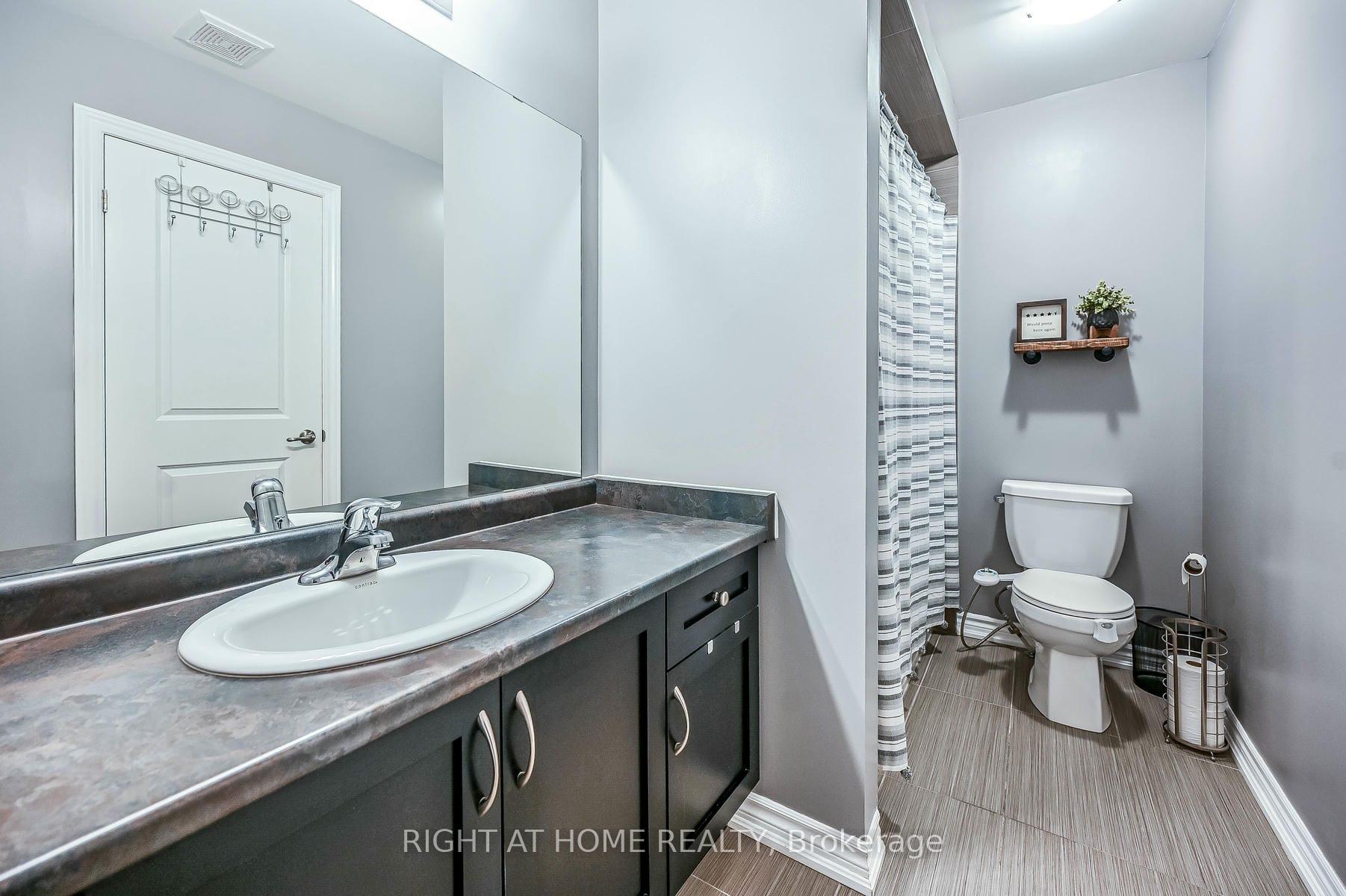 Photo 35 of 95 Penny Lane, Hamilton, Stoney Creek Mountain — HOMEH