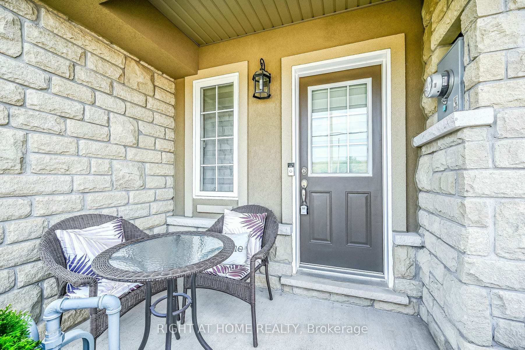 Photo 44 of 95 Penny Lane, Hamilton, Stoney Creek Mountain — HOMEH