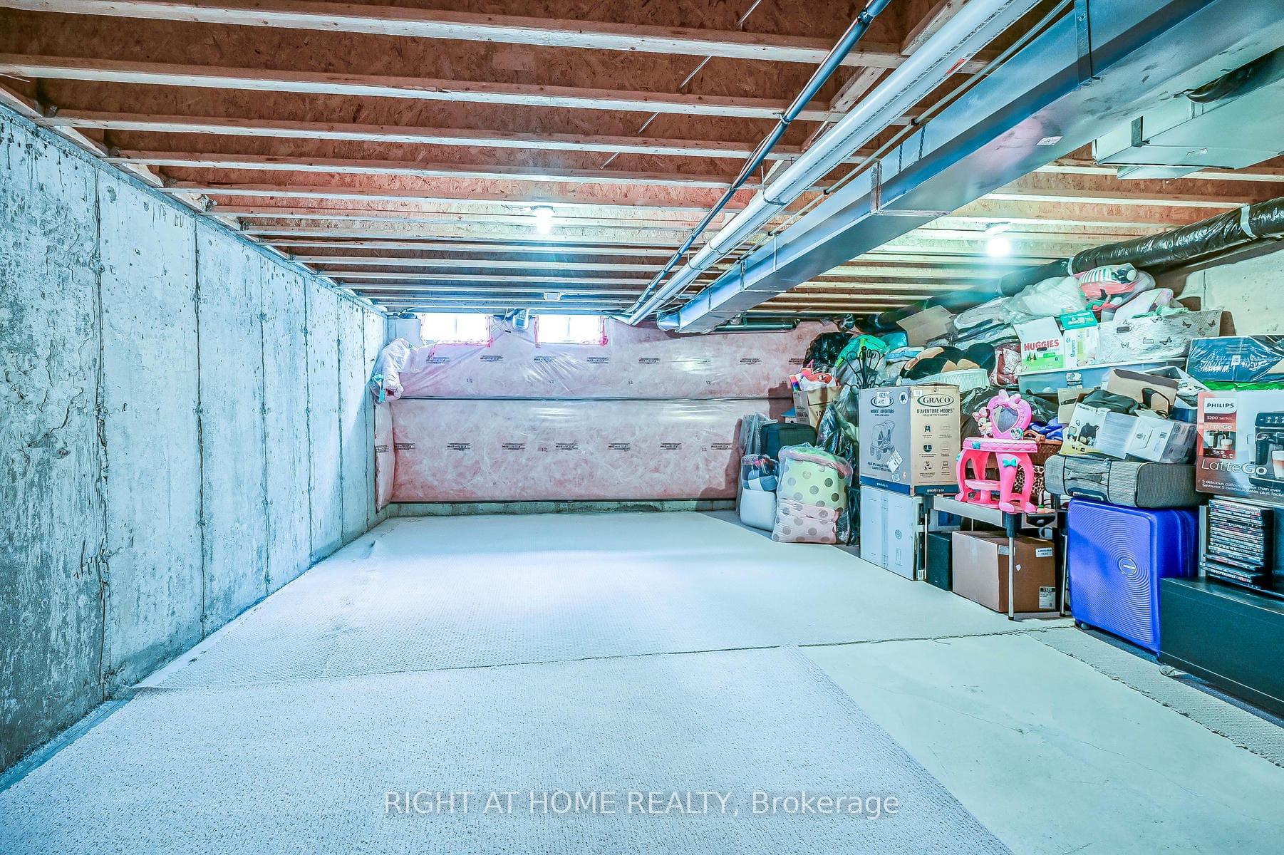 Photo 50 of 95 Penny Lane, Hamilton, Stoney Creek Mountain — HOMEH