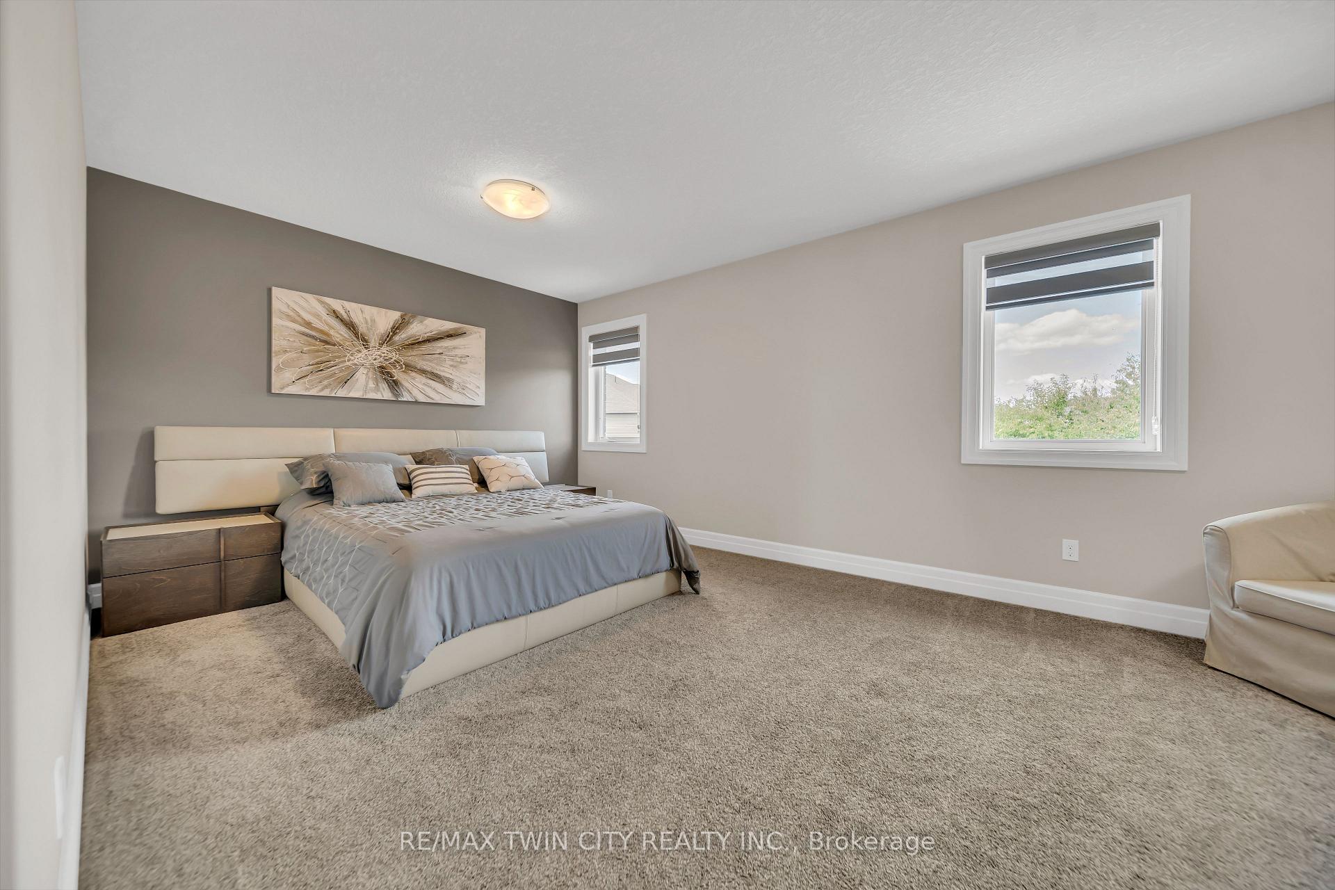 Photo 19 of 536 Landgren Court, Kitchener — HOMEH