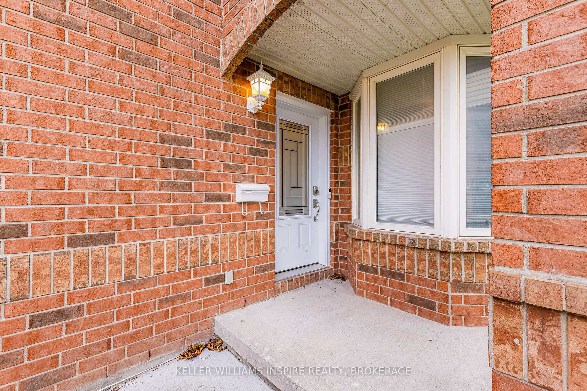 Photo 3 of 611 Millwood Drive, Kingston, City Southwest — HOMEH
