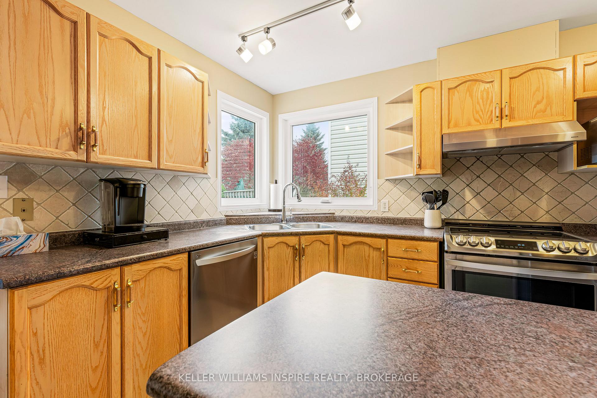 Photo 12 of 611 Millwood Drive, Kingston, City Southwest — HOMEH